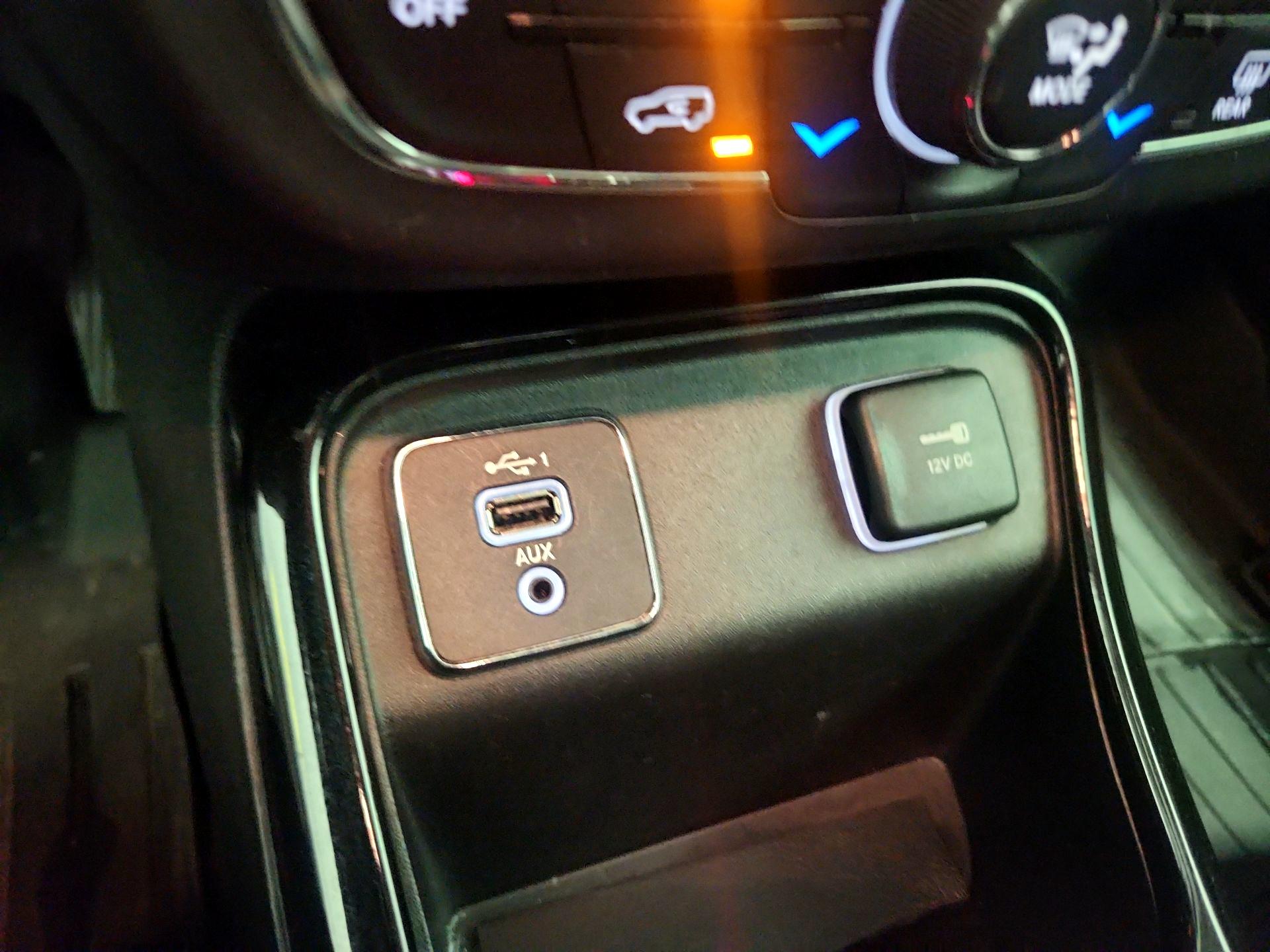 Thumbnail: 2019 Jeep Compass - 18