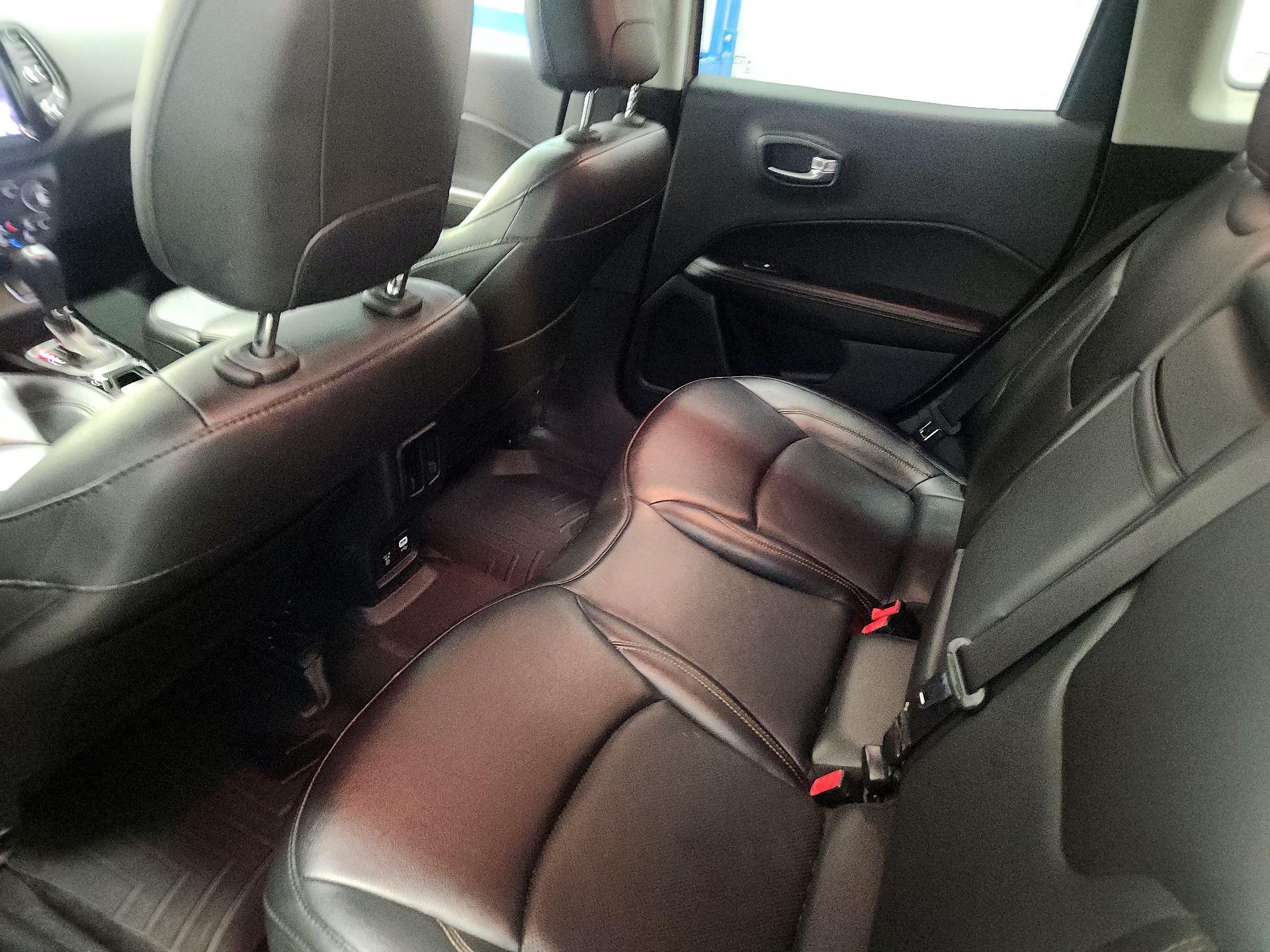 Thumbnail: 2019 Jeep Compass - 19
