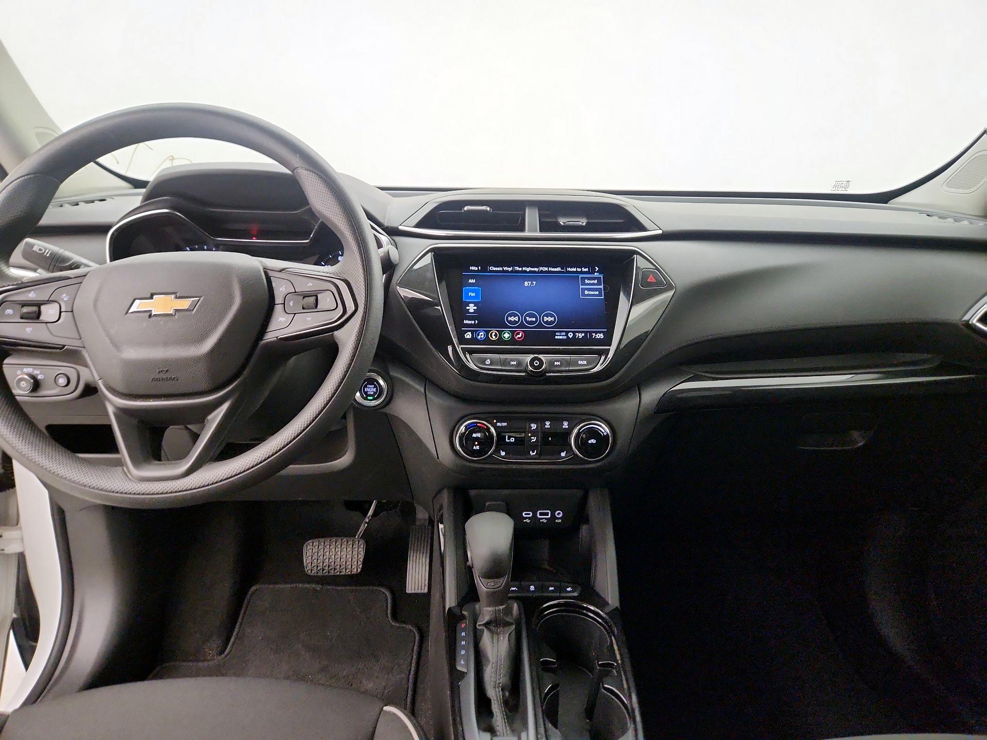 Thumbnail: 2023 Chevrolet TrailBlazer - 9