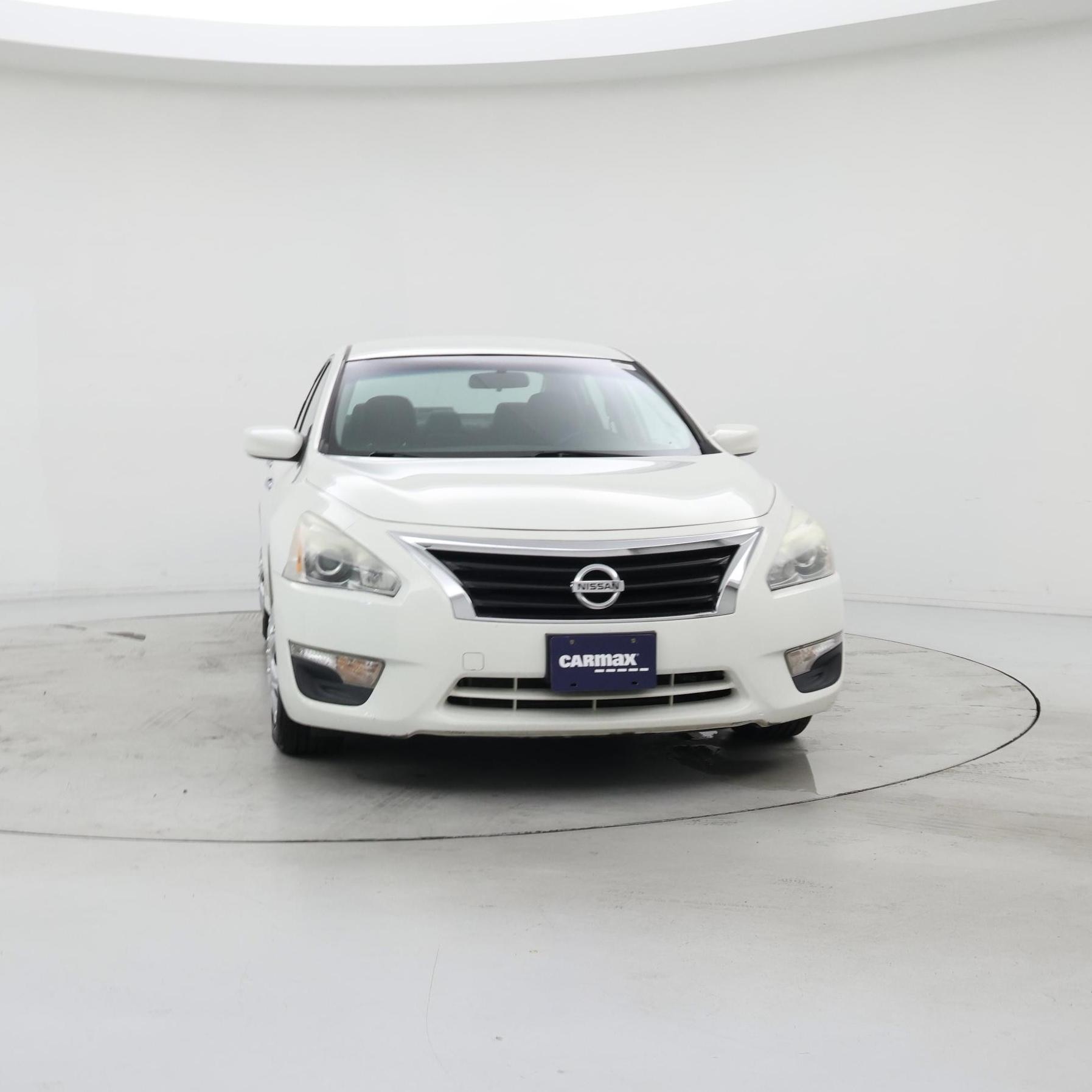 Thumbnail: 2015 Nissan Altima - 5