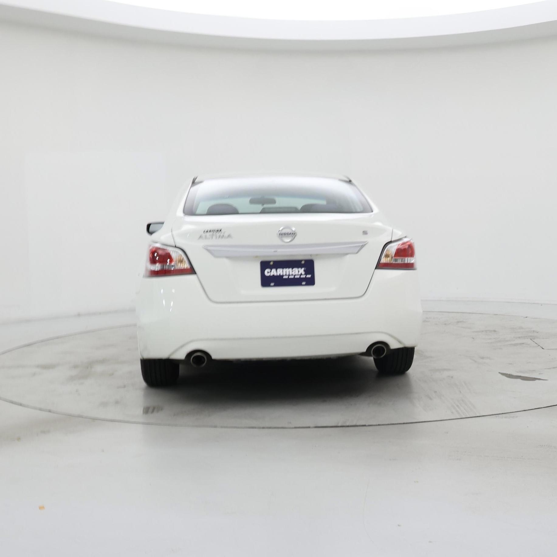 Thumbnail: 2015 Nissan Altima - 6