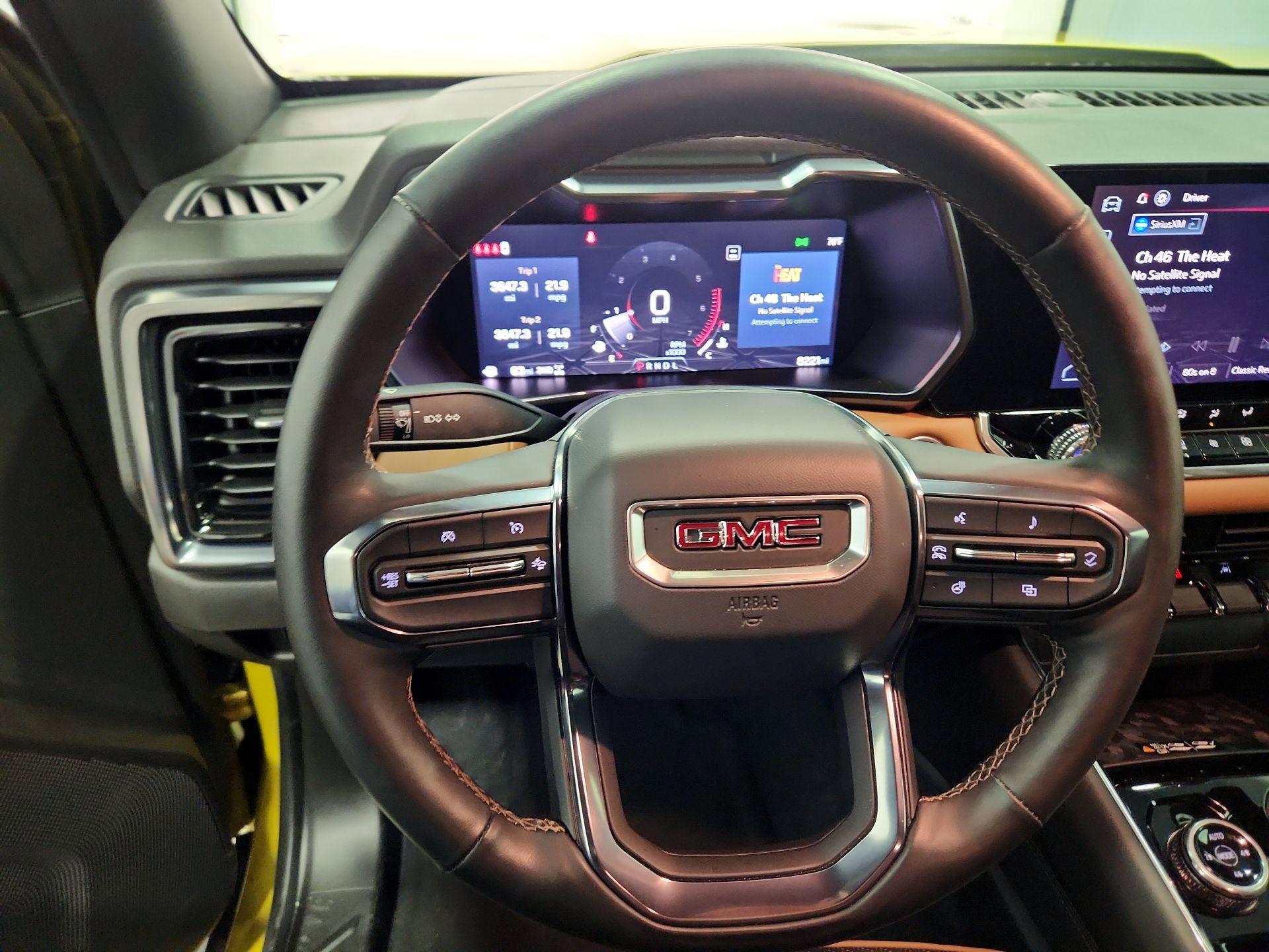 Thumbnail: 2024 GMC Canyon - 10