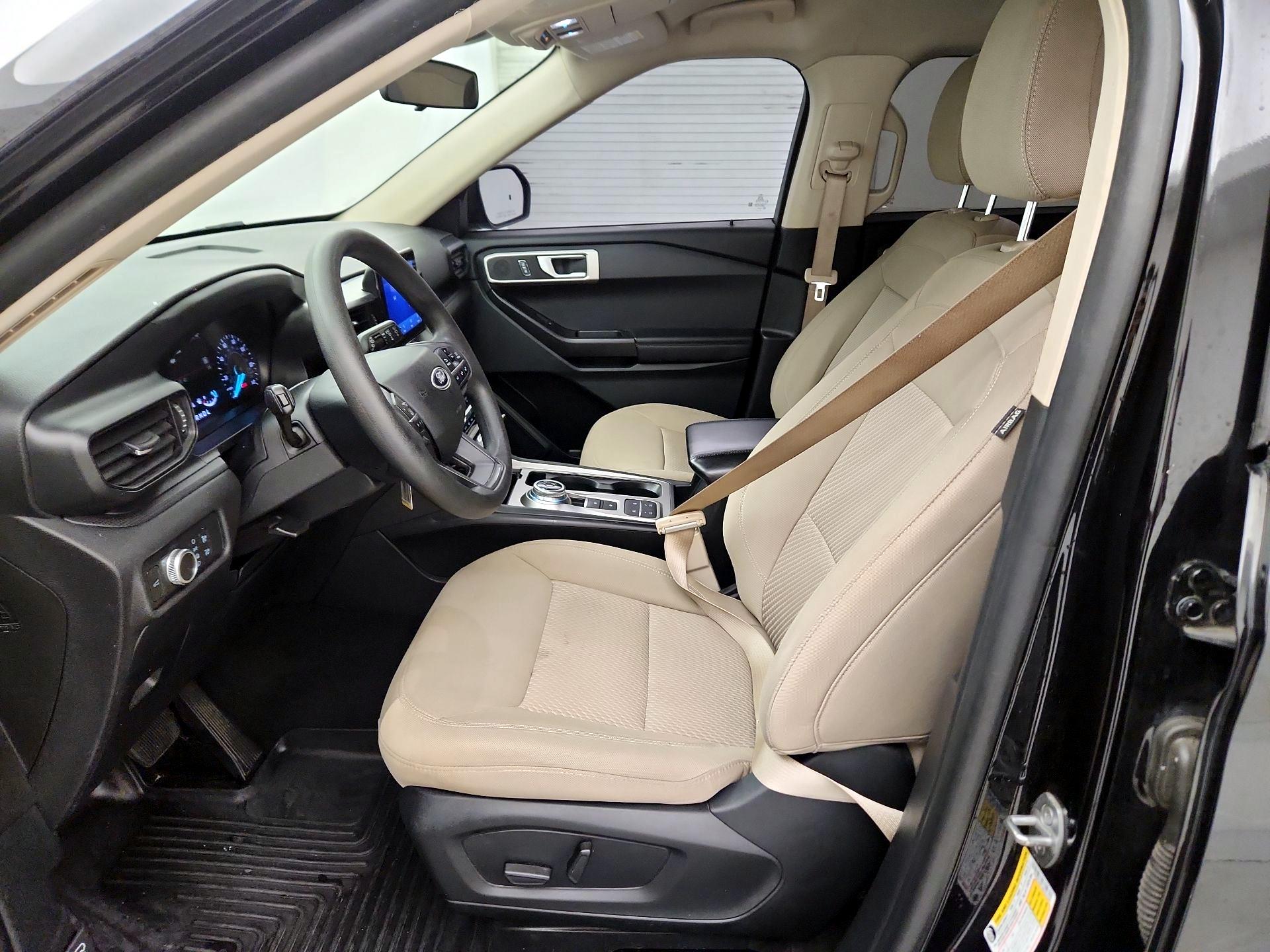 Thumbnail: 2021 Ford Explorer - 11