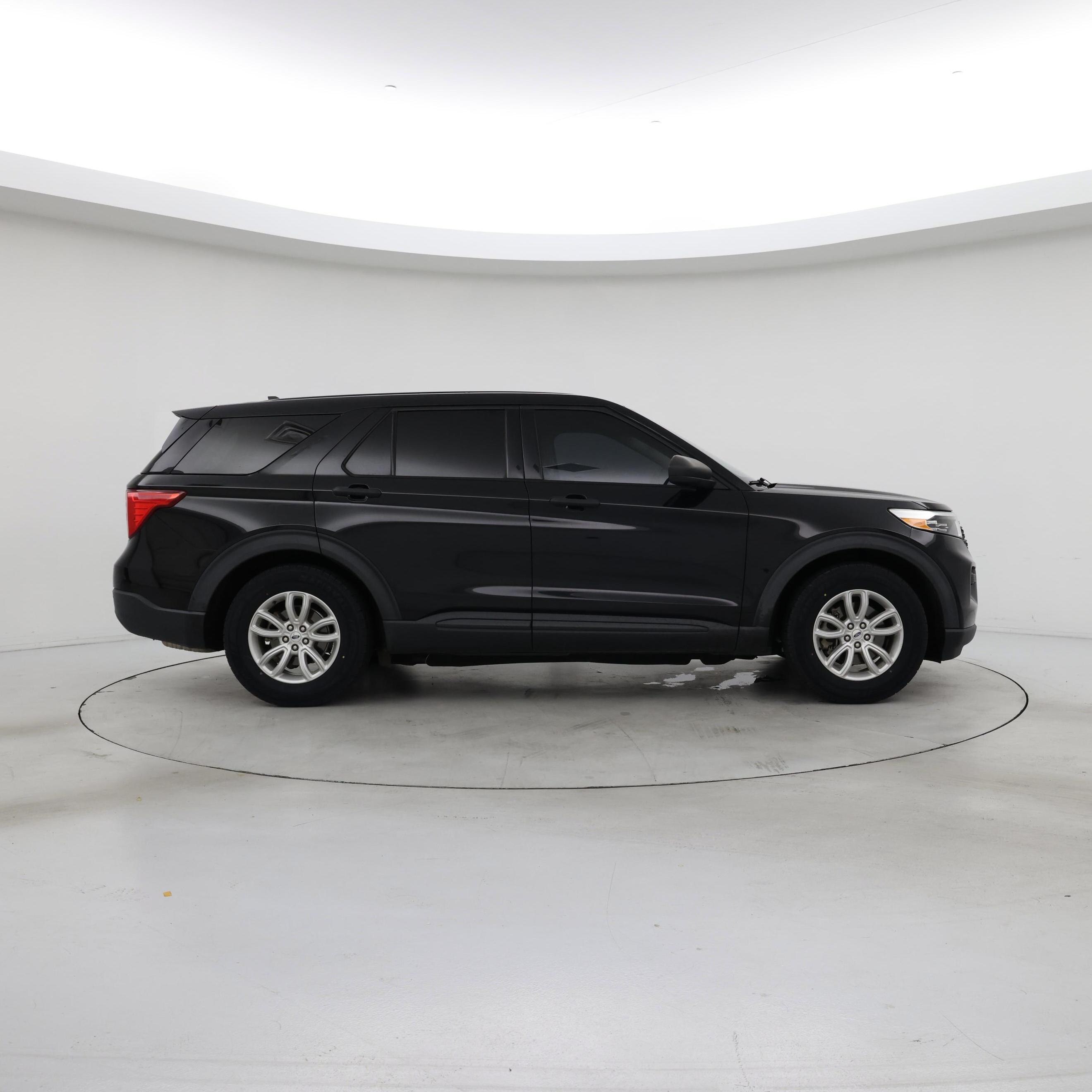 Thumbnail: 2021 Ford Explorer - 7