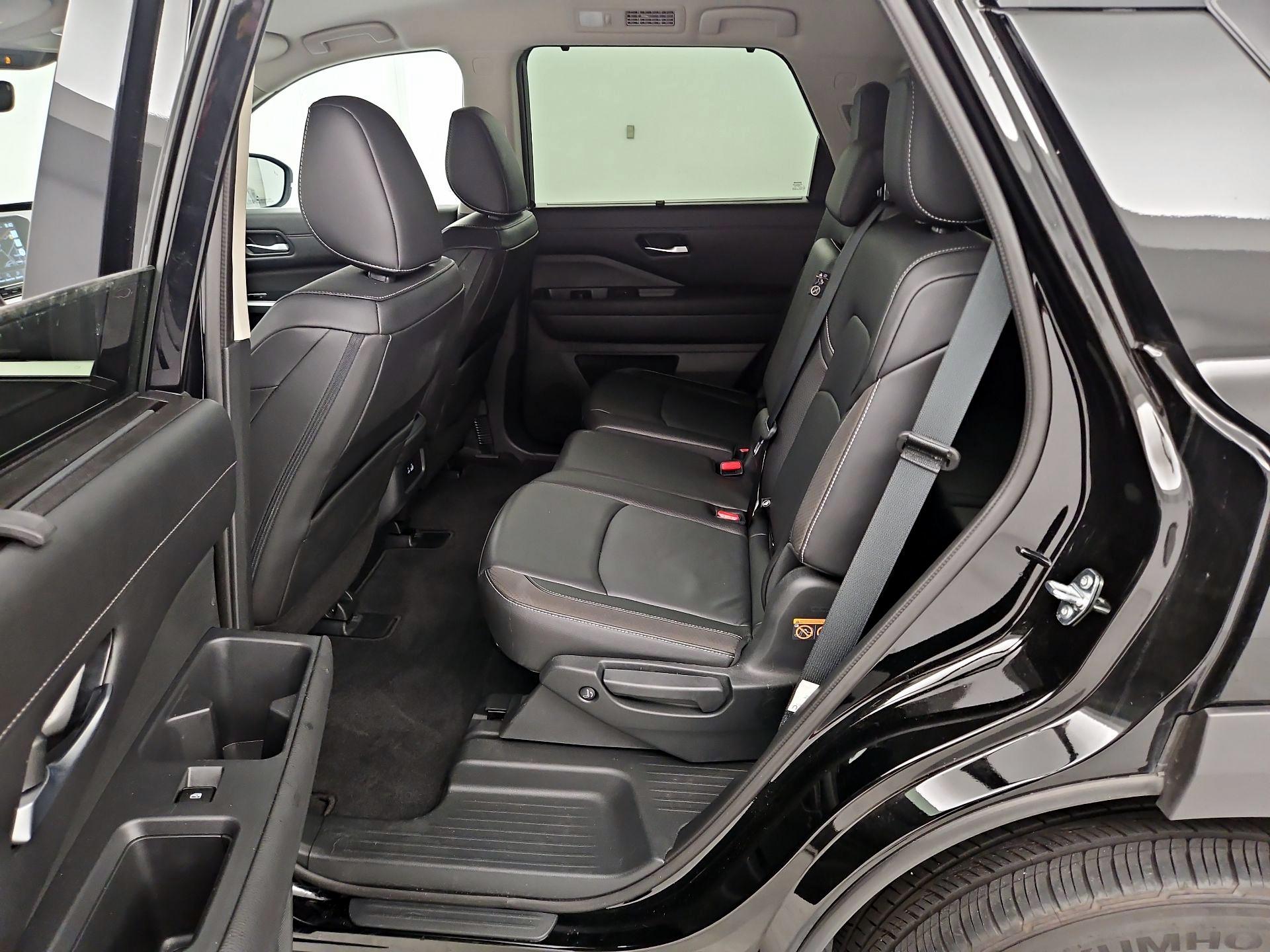 Thumbnail: 2024 Nissan Pathfinder - 20