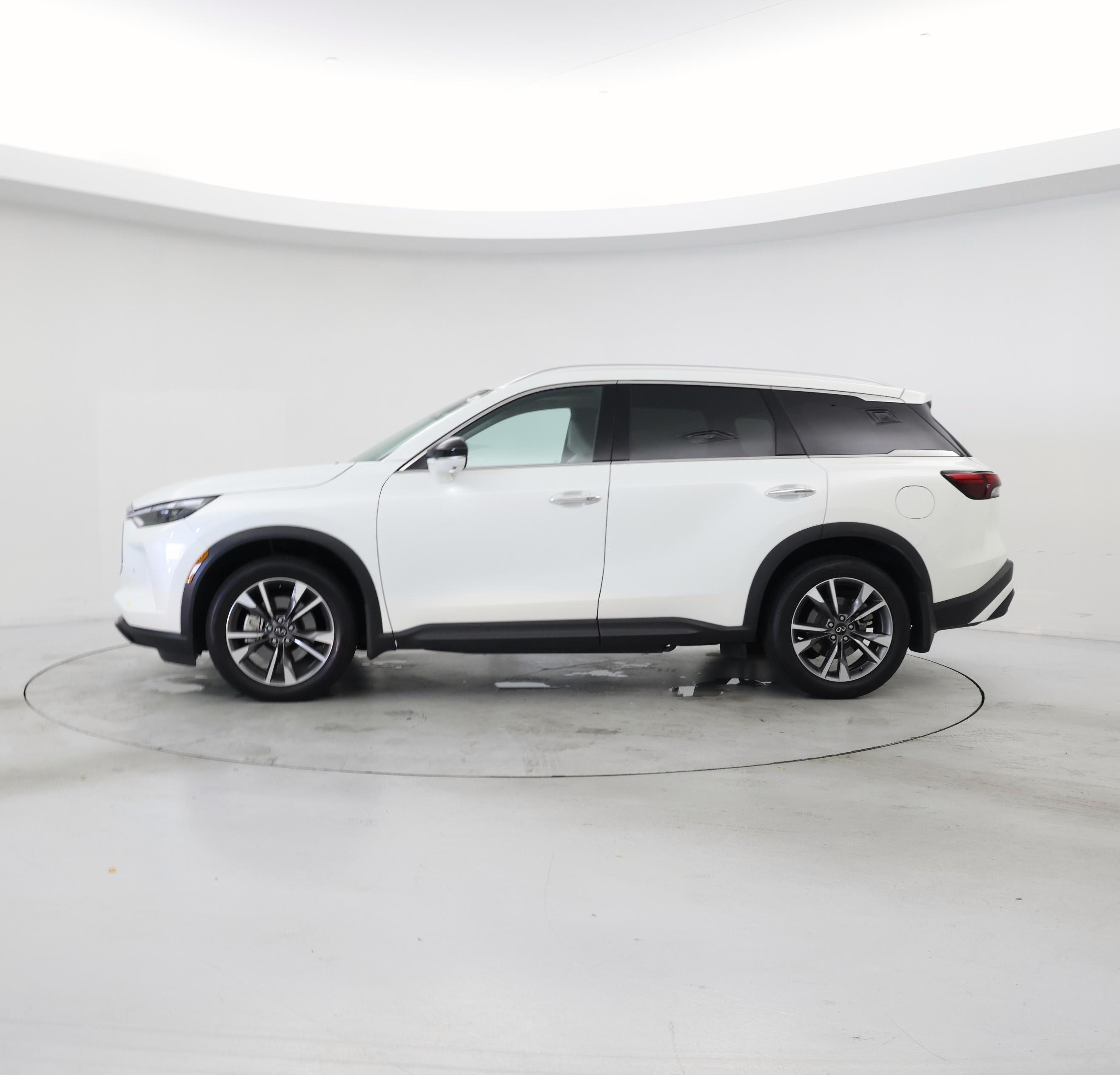 Thumbnail: 2024 INFINITI QX60 - 3