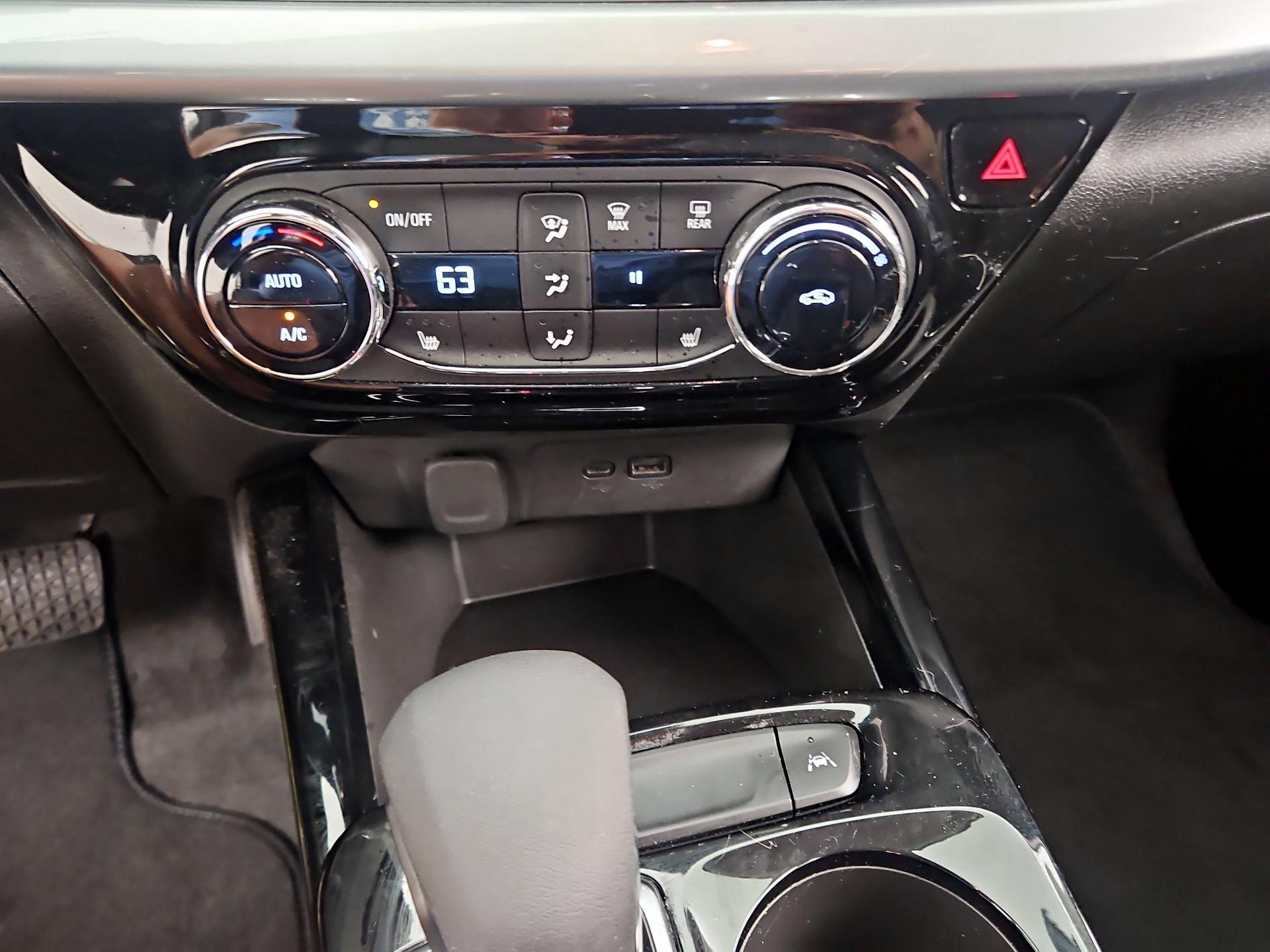 Thumbnail: 2025 Chevrolet Trax - 16