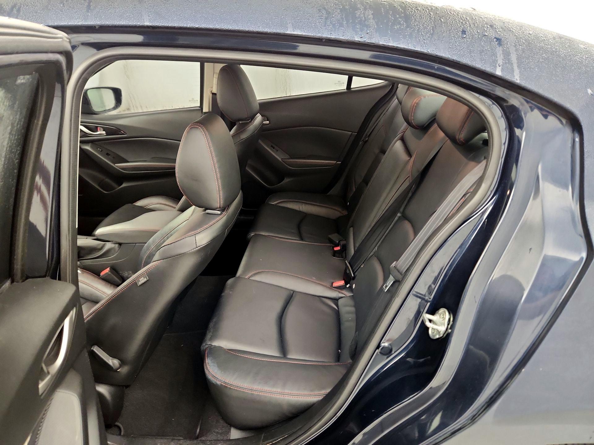 Thumbnail: 2015 Mazda Mazda3 - 16