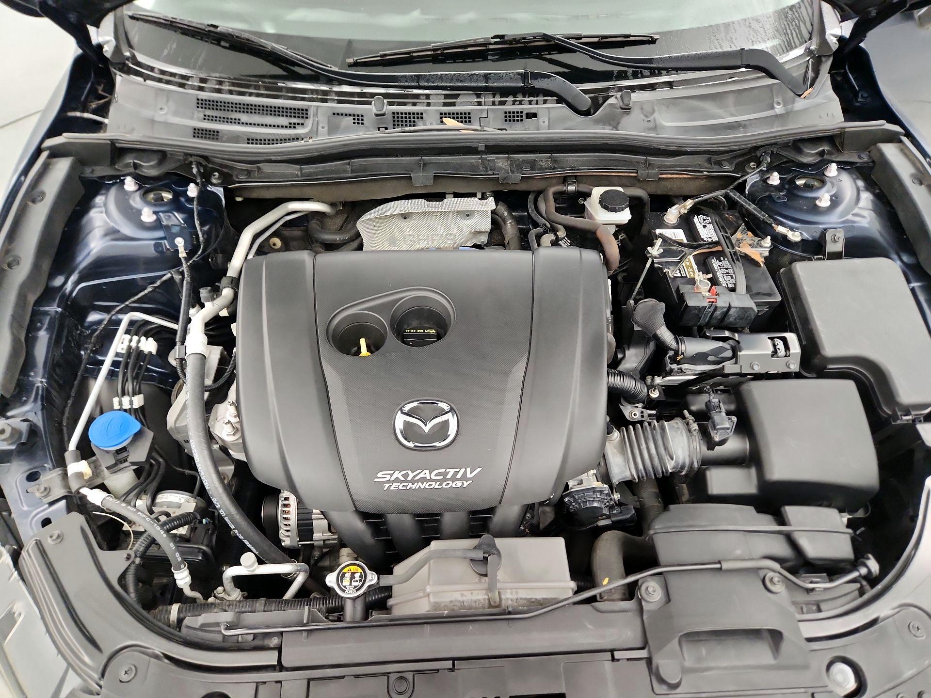 Thumbnail: 2015 Mazda Mazda3 - 18