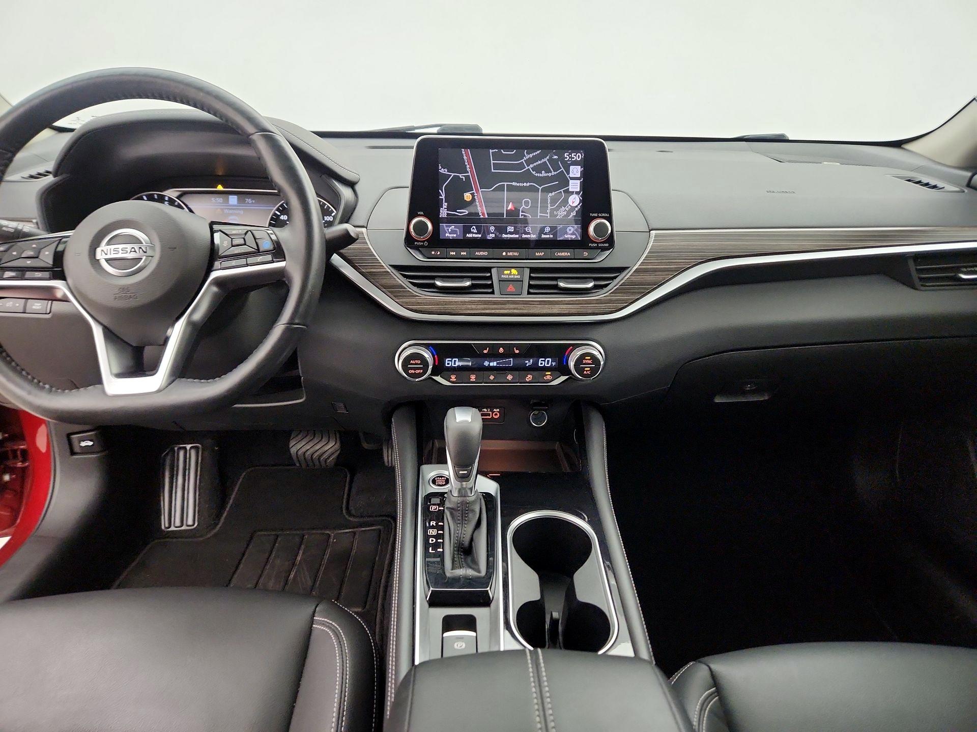 Thumbnail: 2020 Nissan Altima - 9