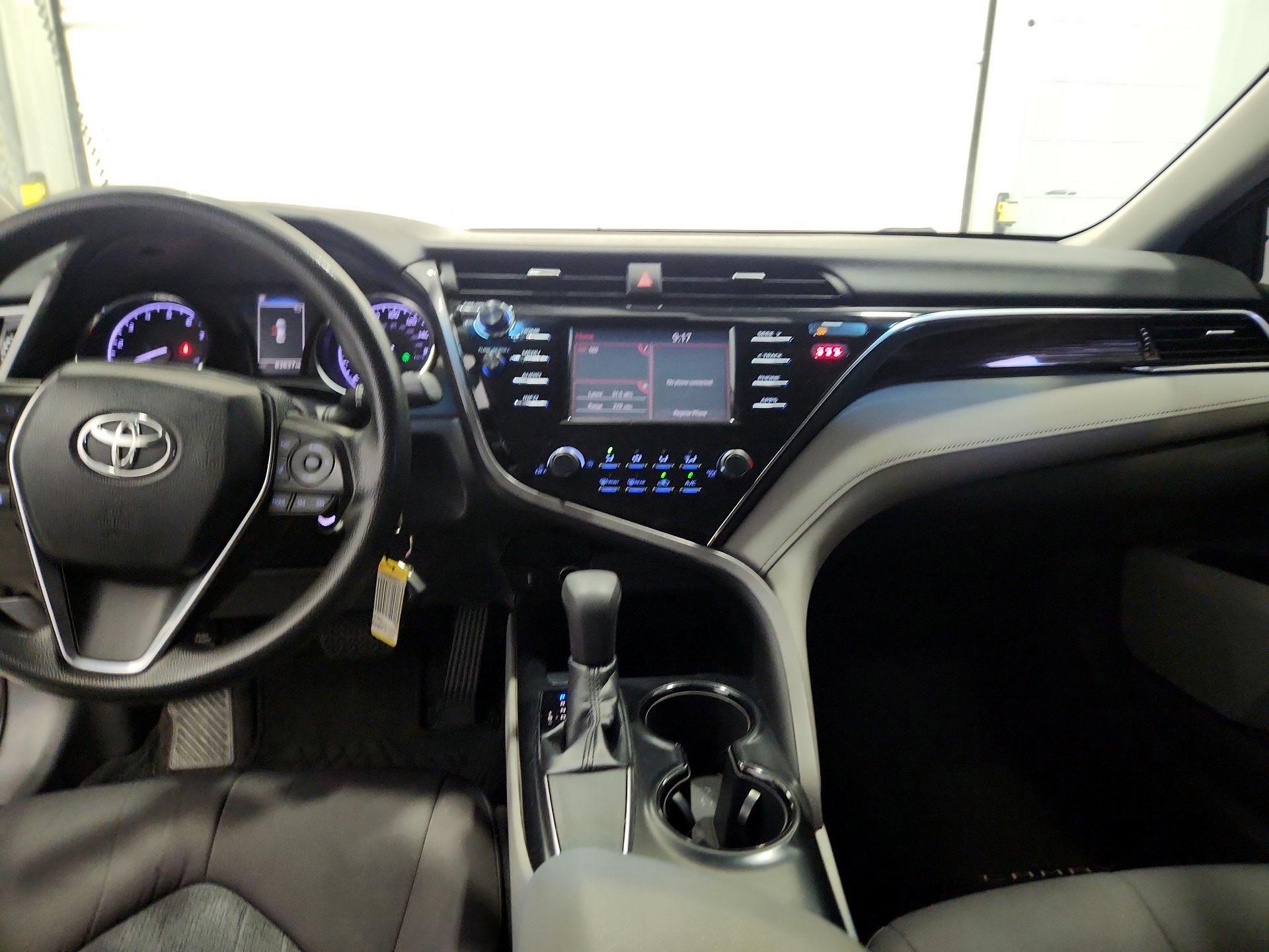 Thumbnail: 2018 Toyota Camry - 9