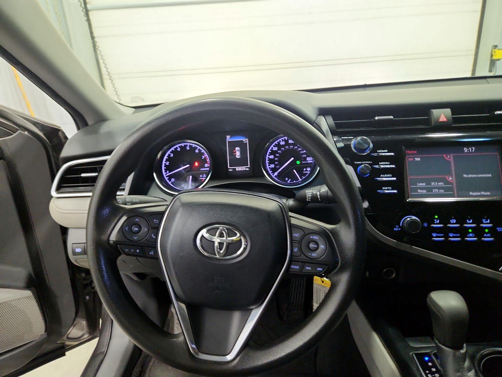 Thumbnail: 2018 Toyota Camry - 10