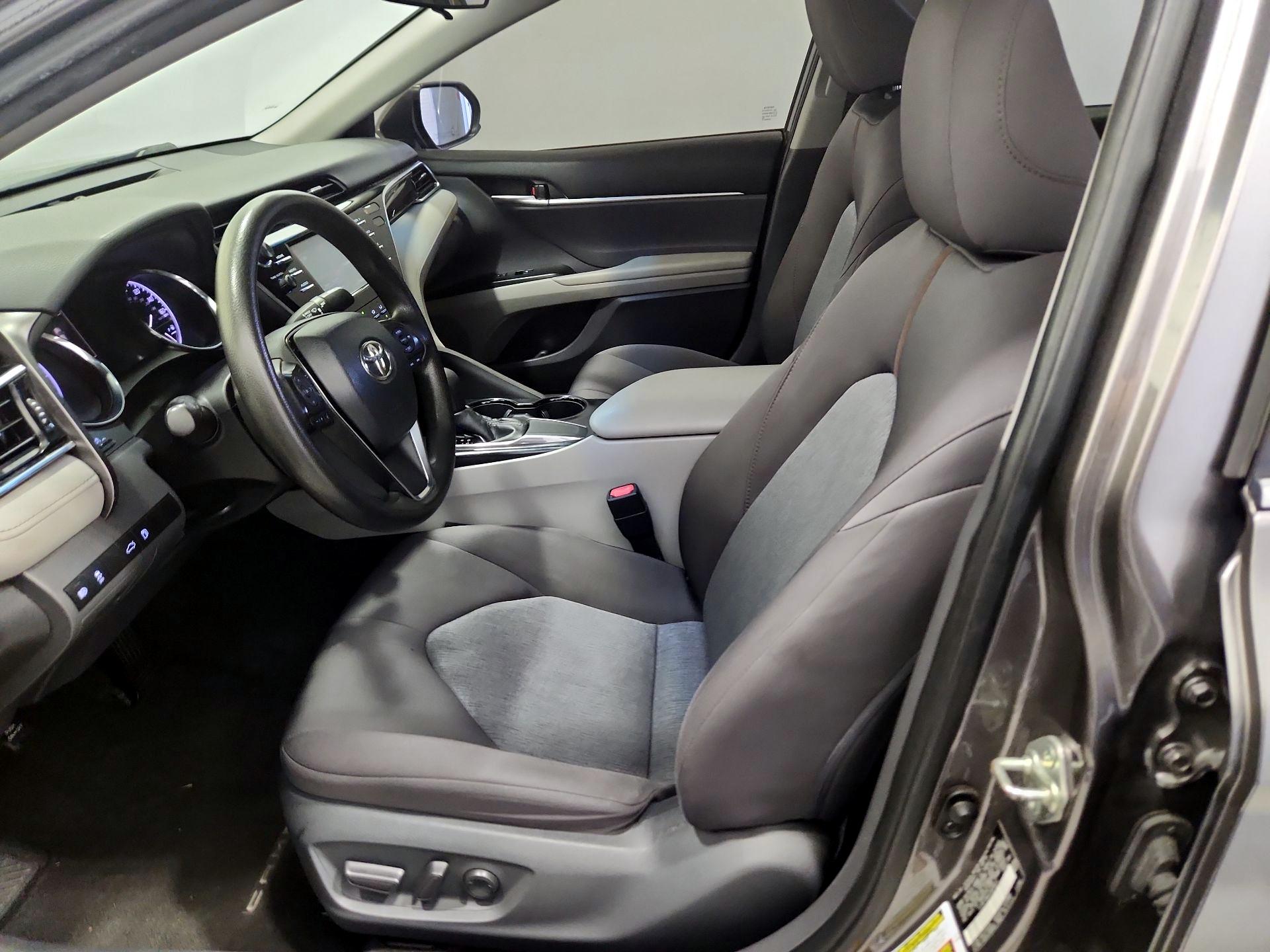 Thumbnail: 2018 Toyota Camry - 11