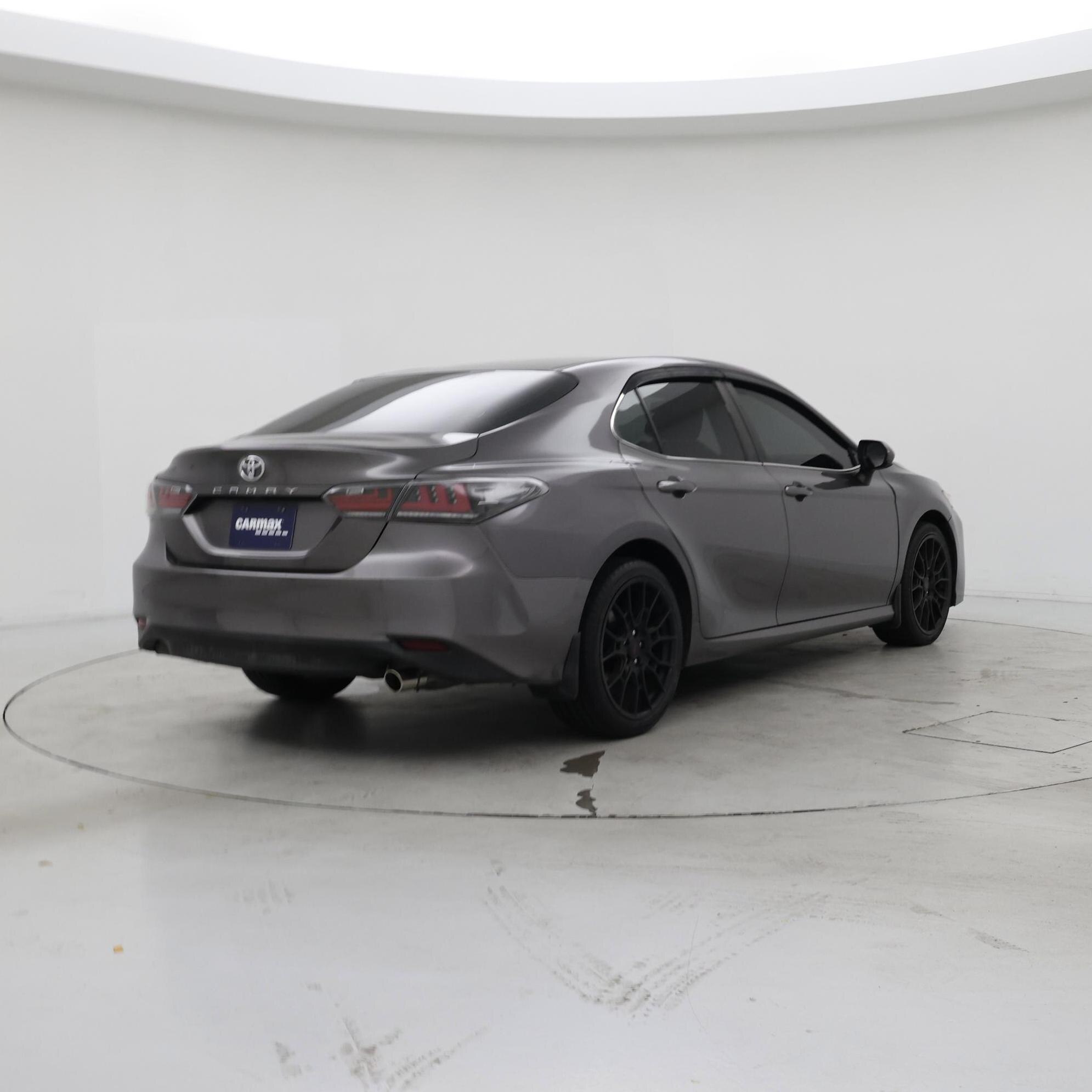 Thumbnail: 2018 Toyota Camry - 8