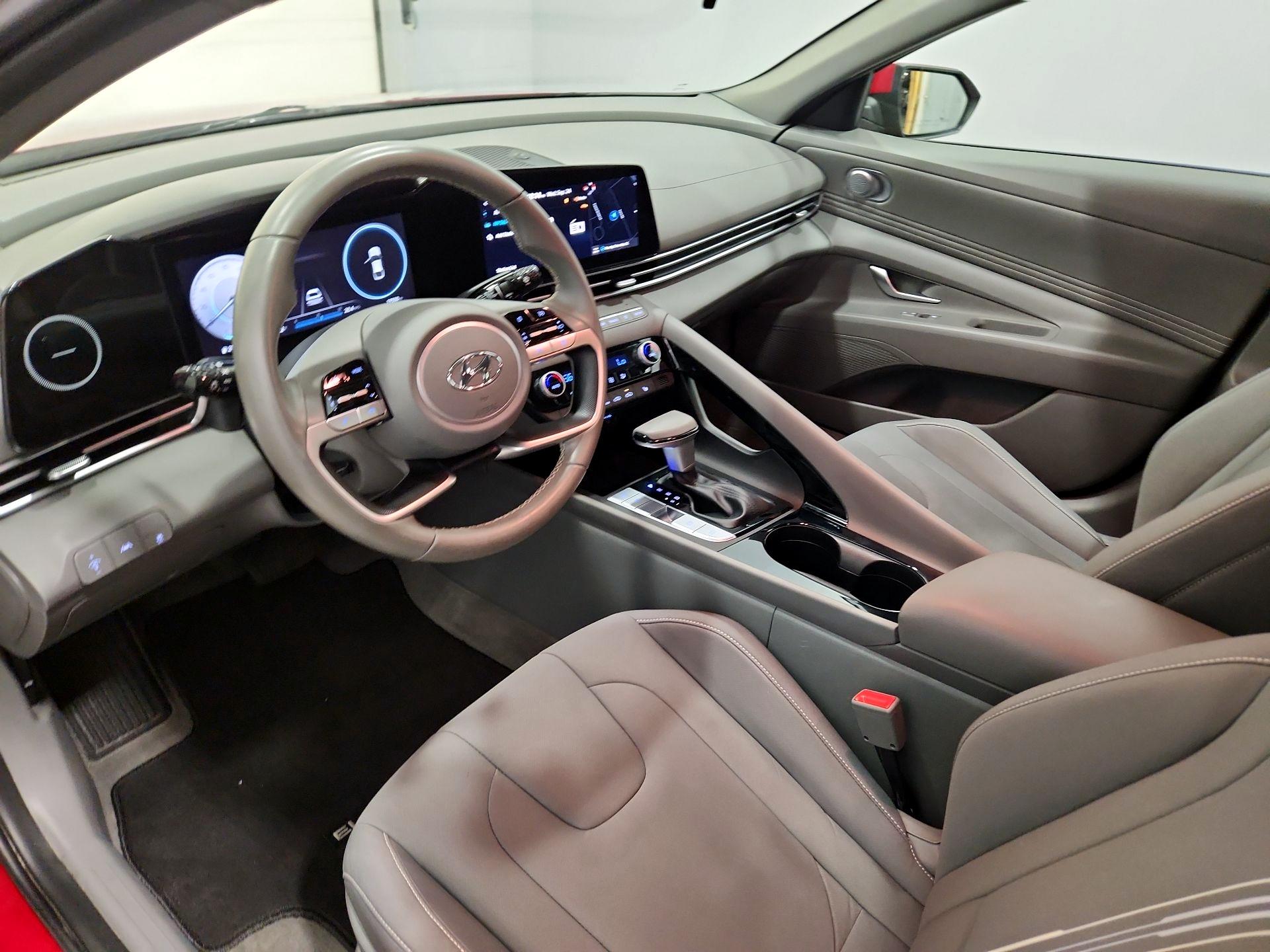 Thumbnail: 2023 Hyundai Elantra - 11