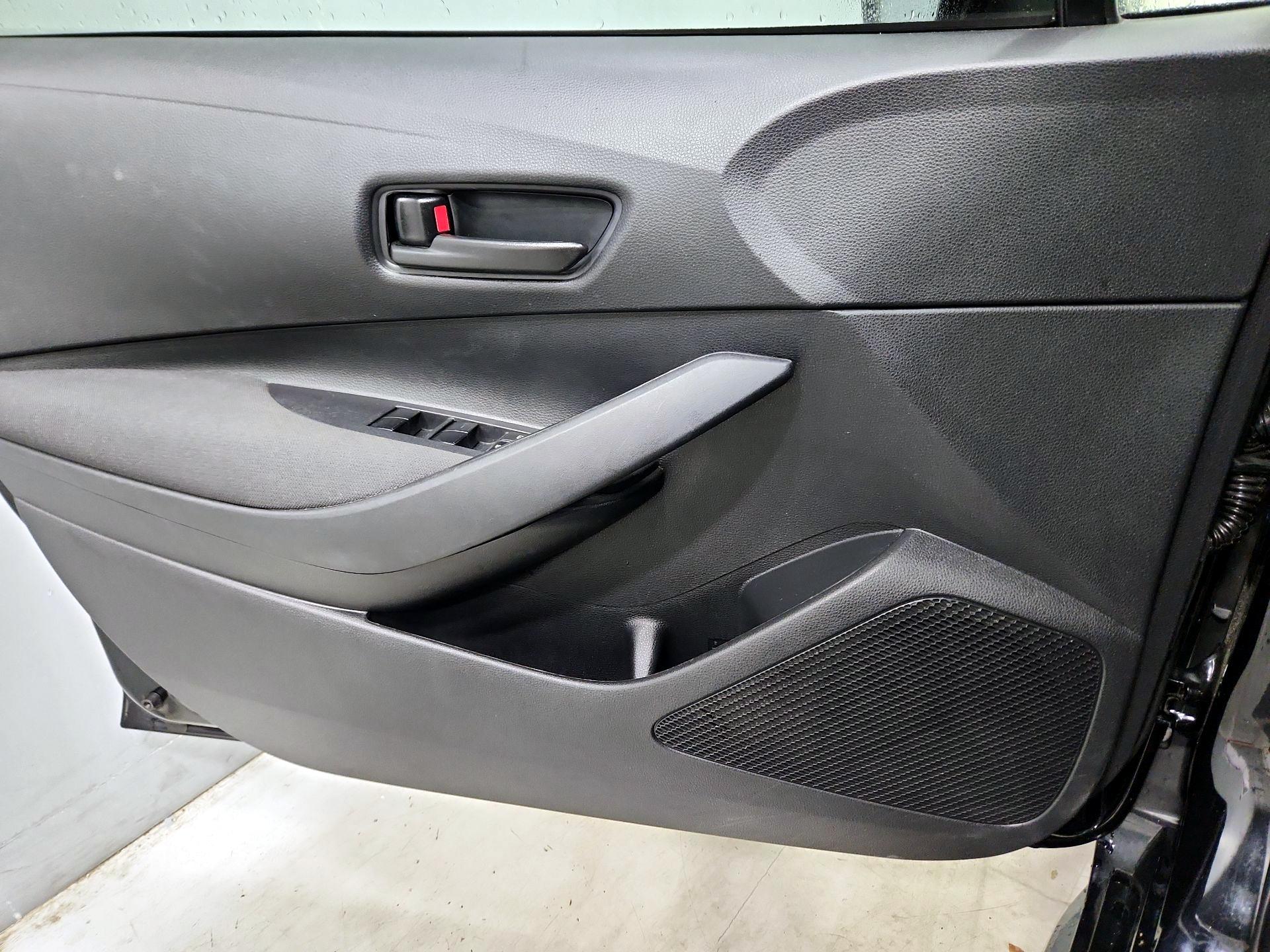 Thumbnail: 2023 Toyota Corolla - 12