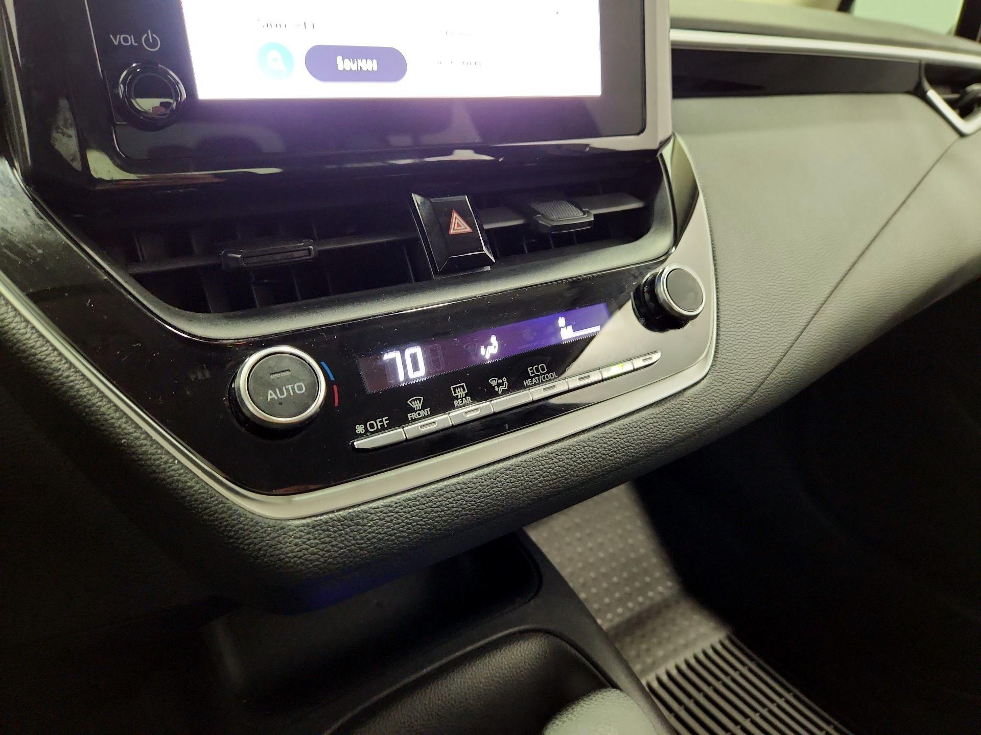 Thumbnail: 2023 Toyota Corolla - 17