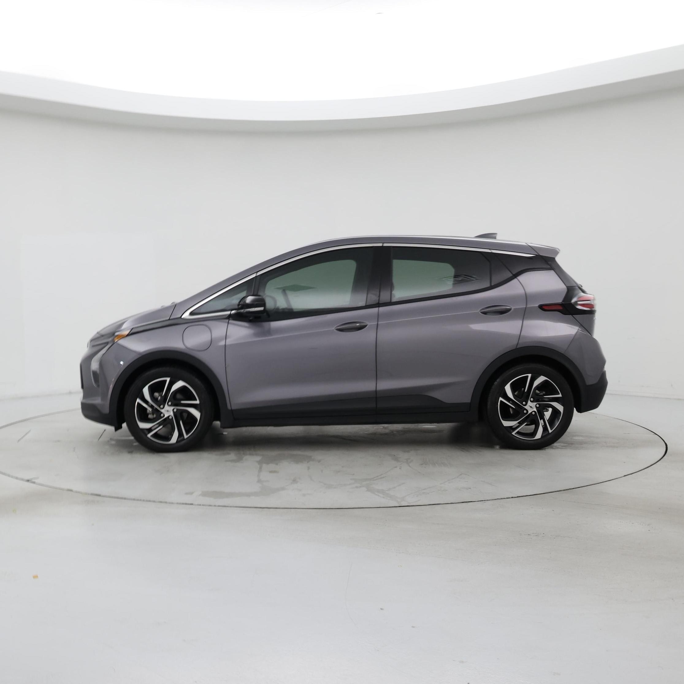Thumbnail: 2023 Chevrolet Bolt EV - 3