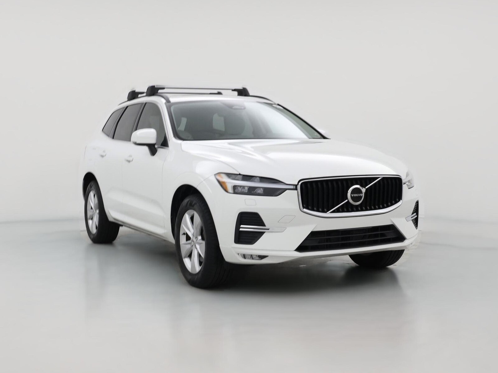 2022 Volvo XC60 Momentum