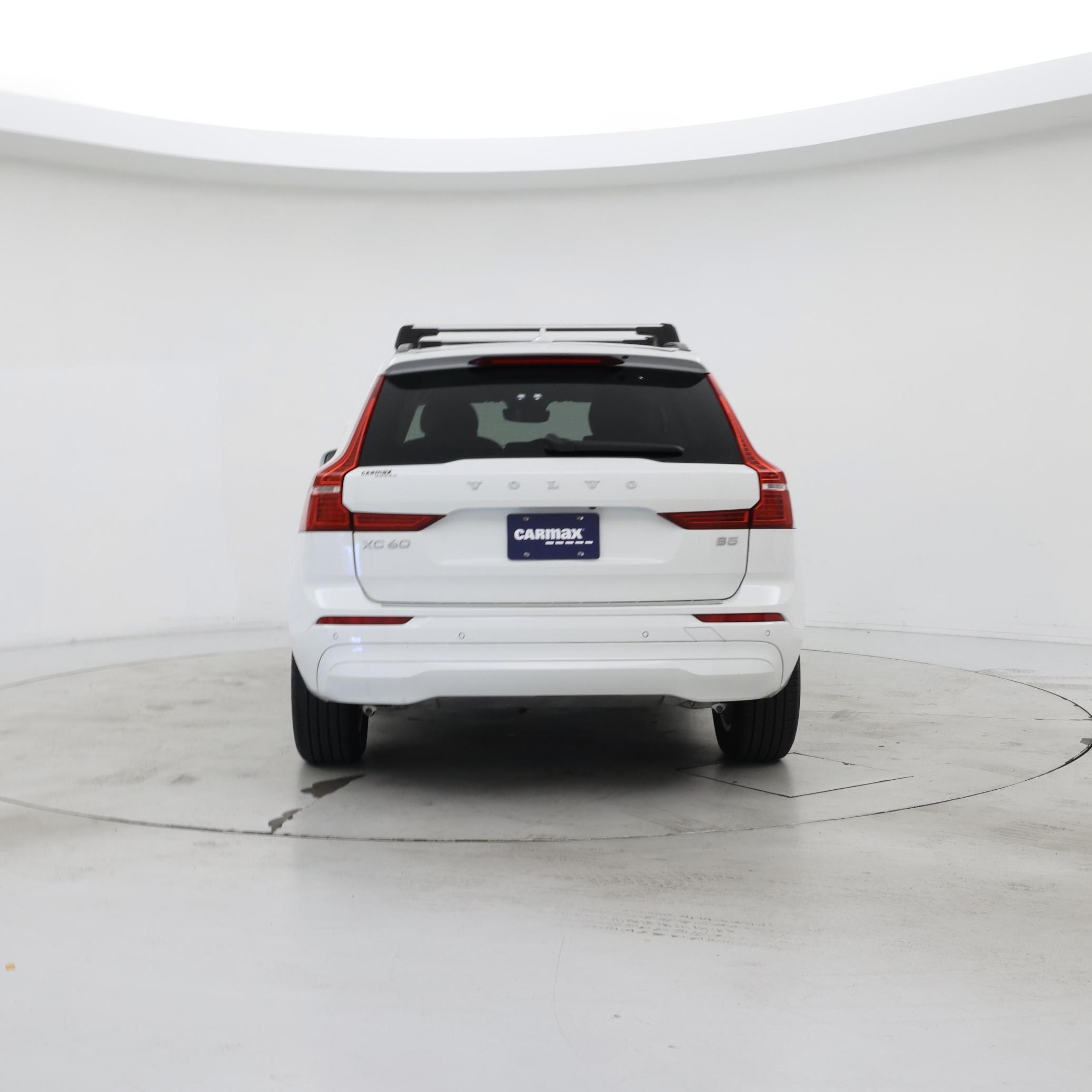 Thumbnail: 2022 Volvo XC60 - 6