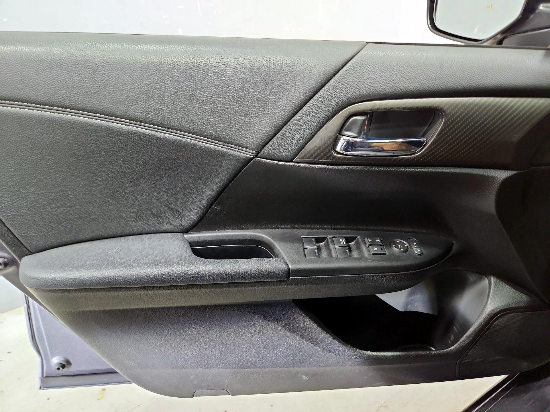 Thumbnail: 2017 Honda Accord - 12