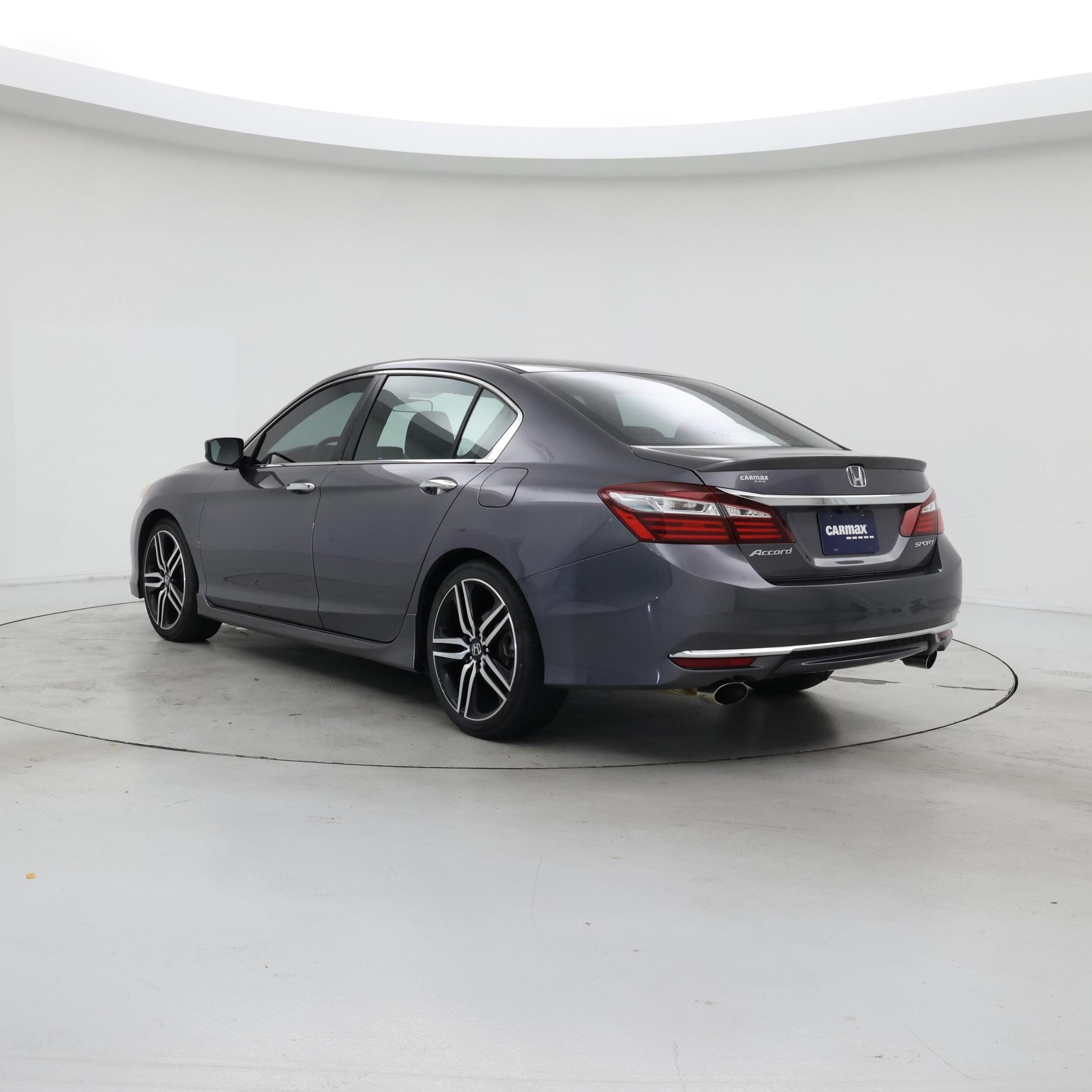 Thumbnail: 2017 Honda Accord - 2