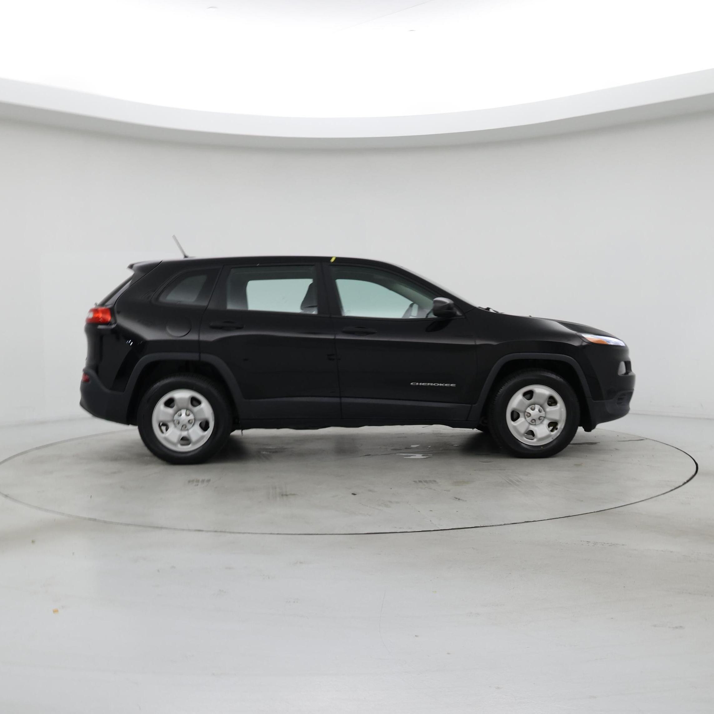 Thumbnail: 2017 Jeep Cherokee - 7