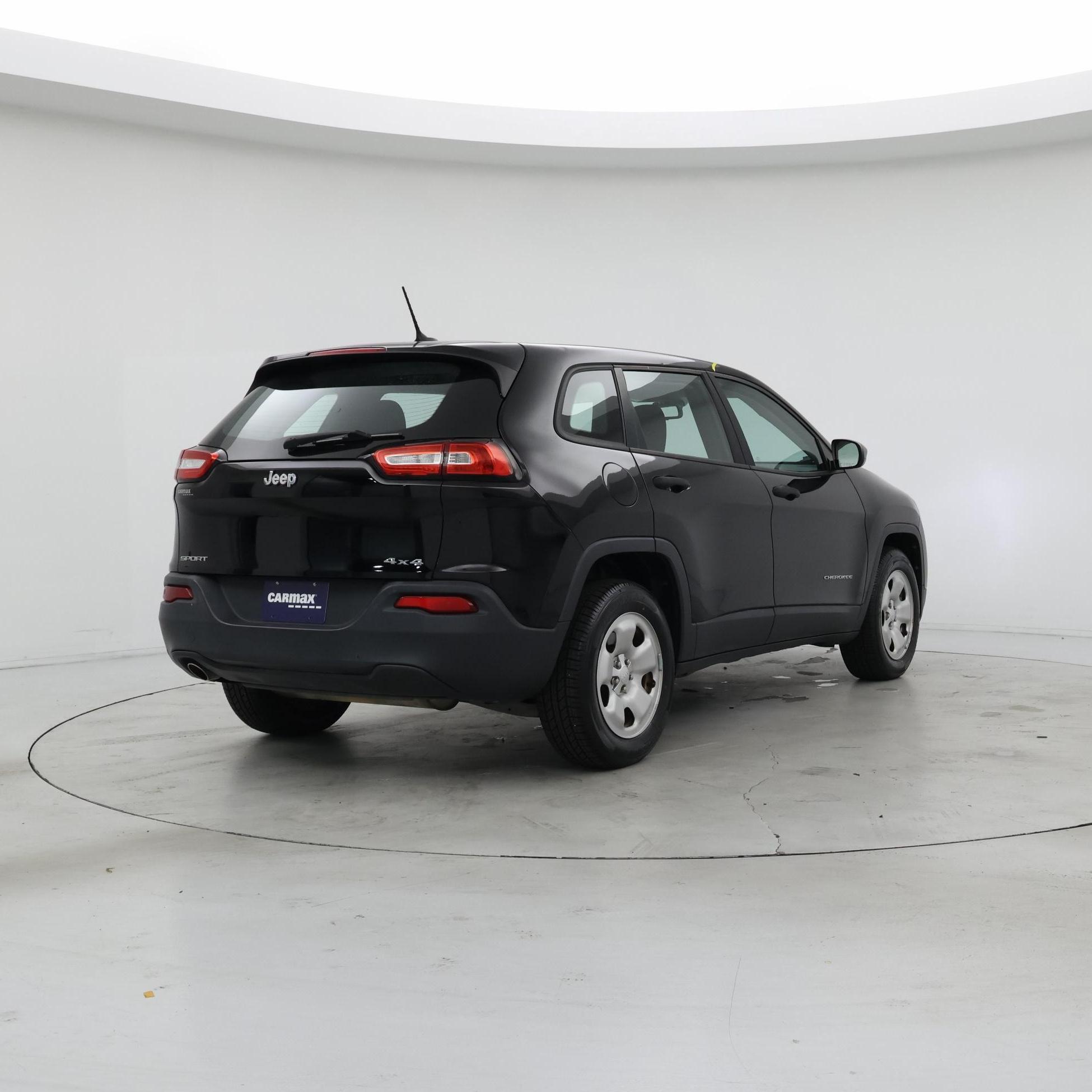 Thumbnail: 2017 Jeep Cherokee - 8