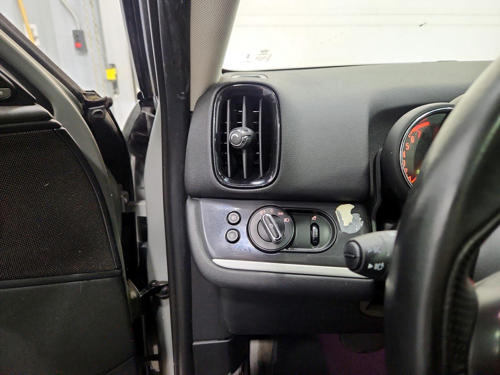 Thumbnail: 2019 MINI Cooper Countryman - 13