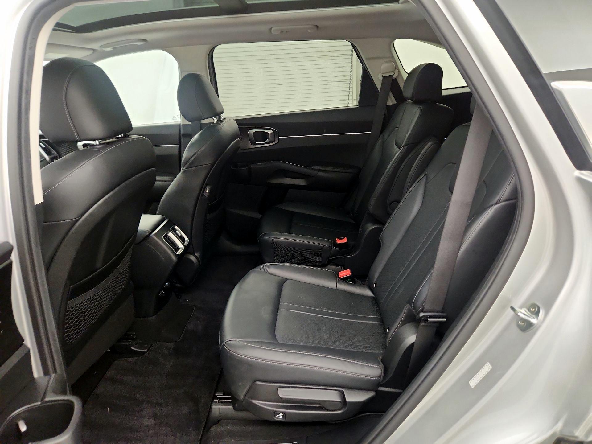 Thumbnail: 2021 Kia Sorento - 20