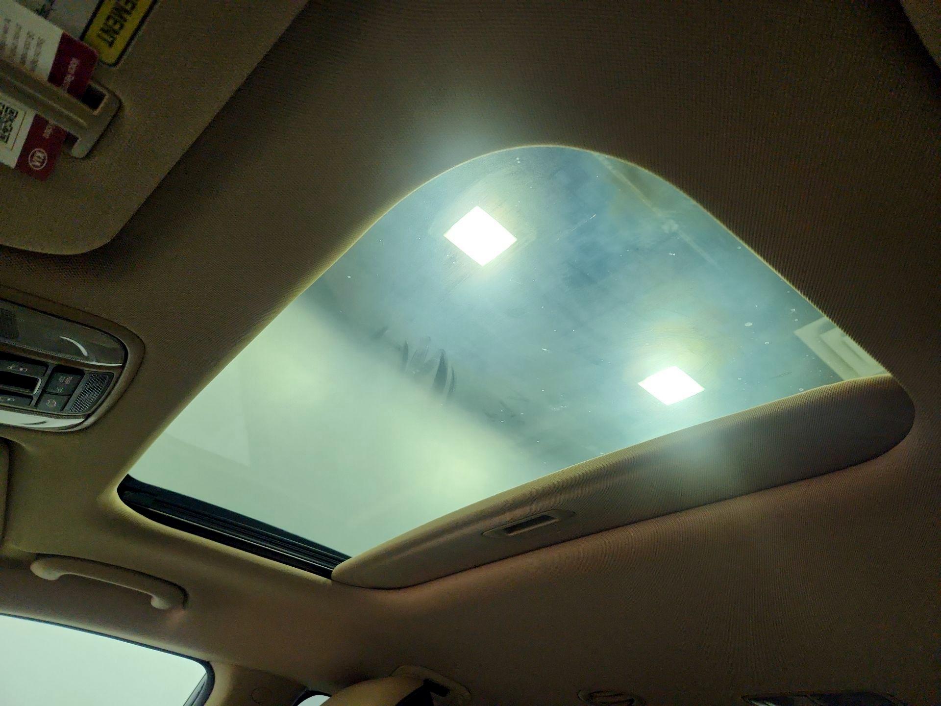 Thumbnail: 2020 Kia Sedona - 19