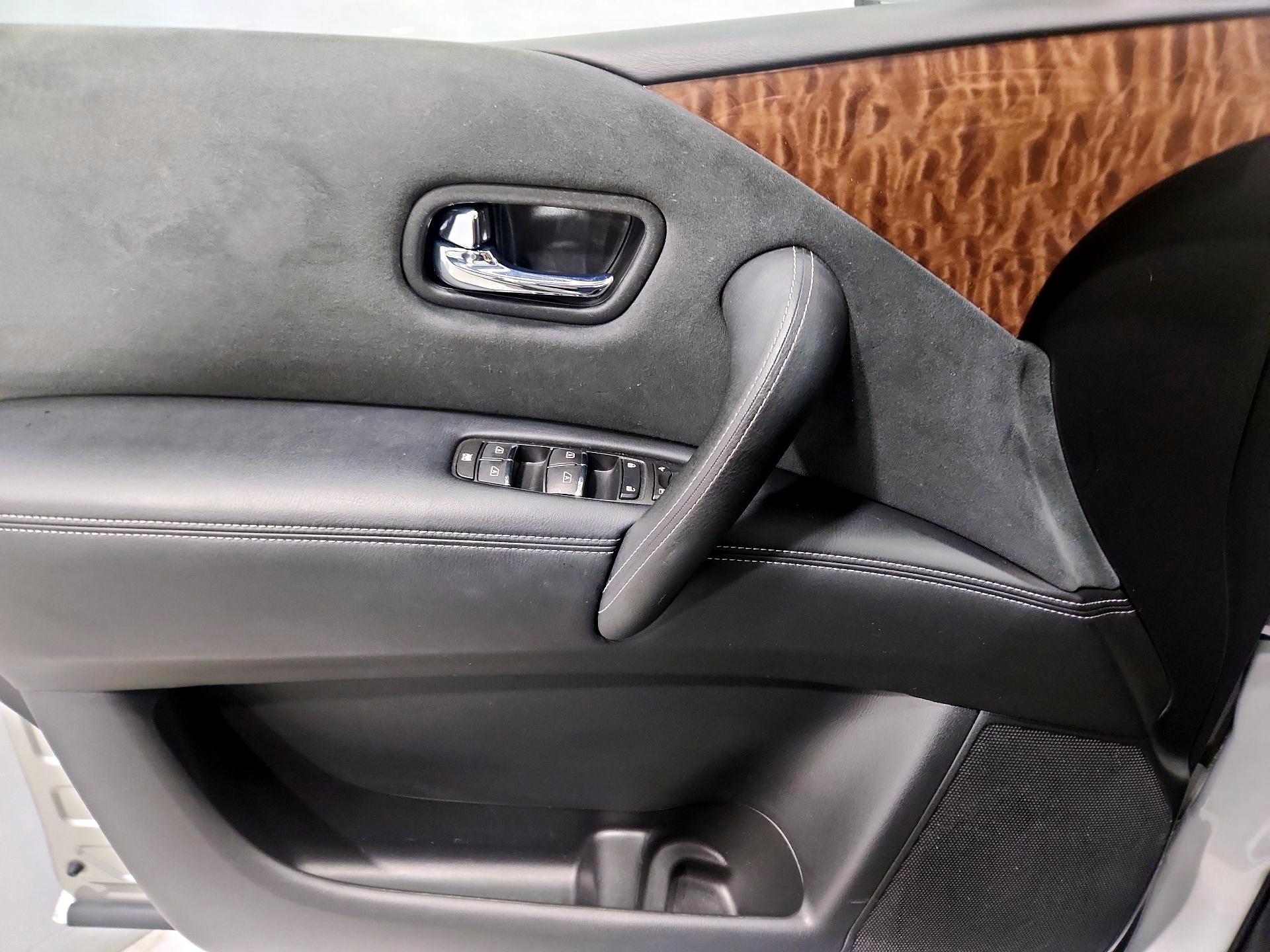 Thumbnail: 2020 Nissan Armada - 12