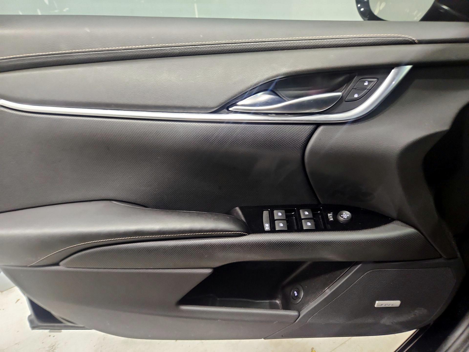Thumbnail: 2019 Cadillac XTS - 12