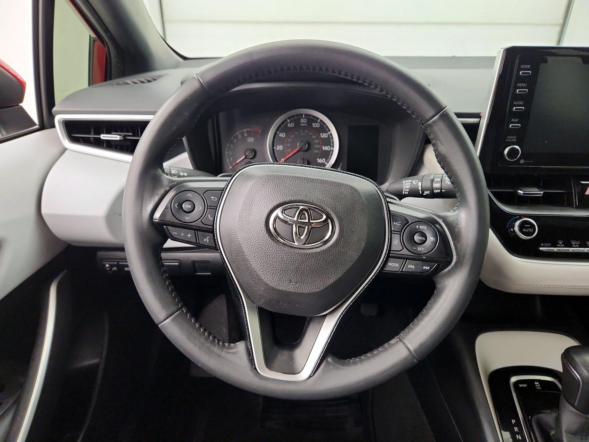 Thumbnail: 2021 Toyota Corolla - 10
