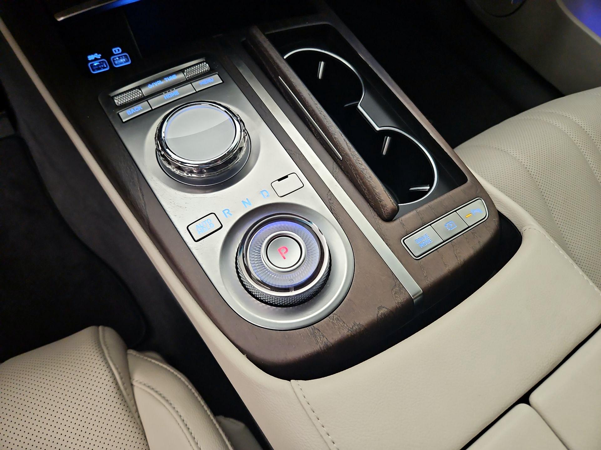 Thumbnail: 2023 Genesis G80 - 18
