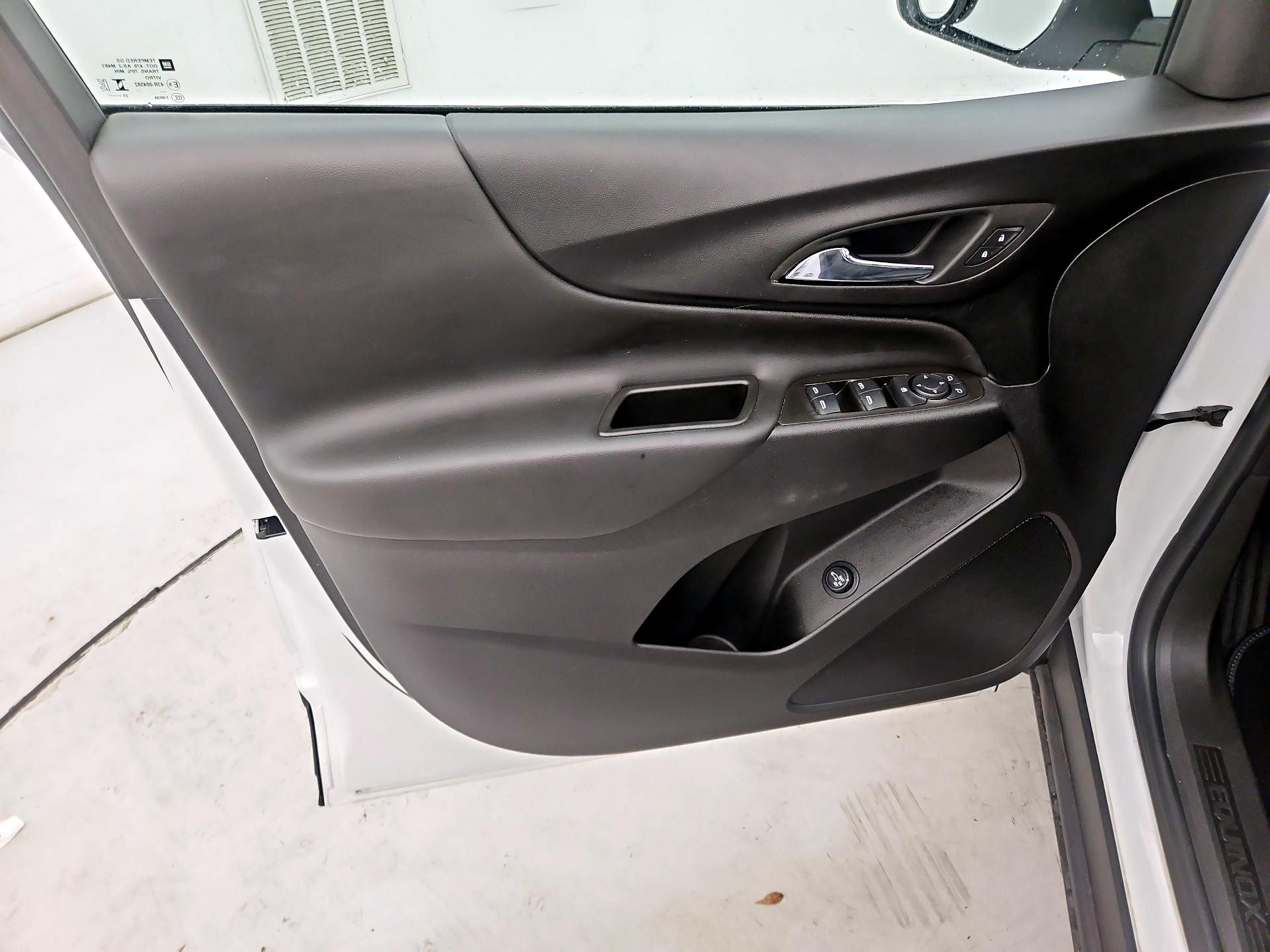 Thumbnail: 2024 Chevrolet Equinox - 12