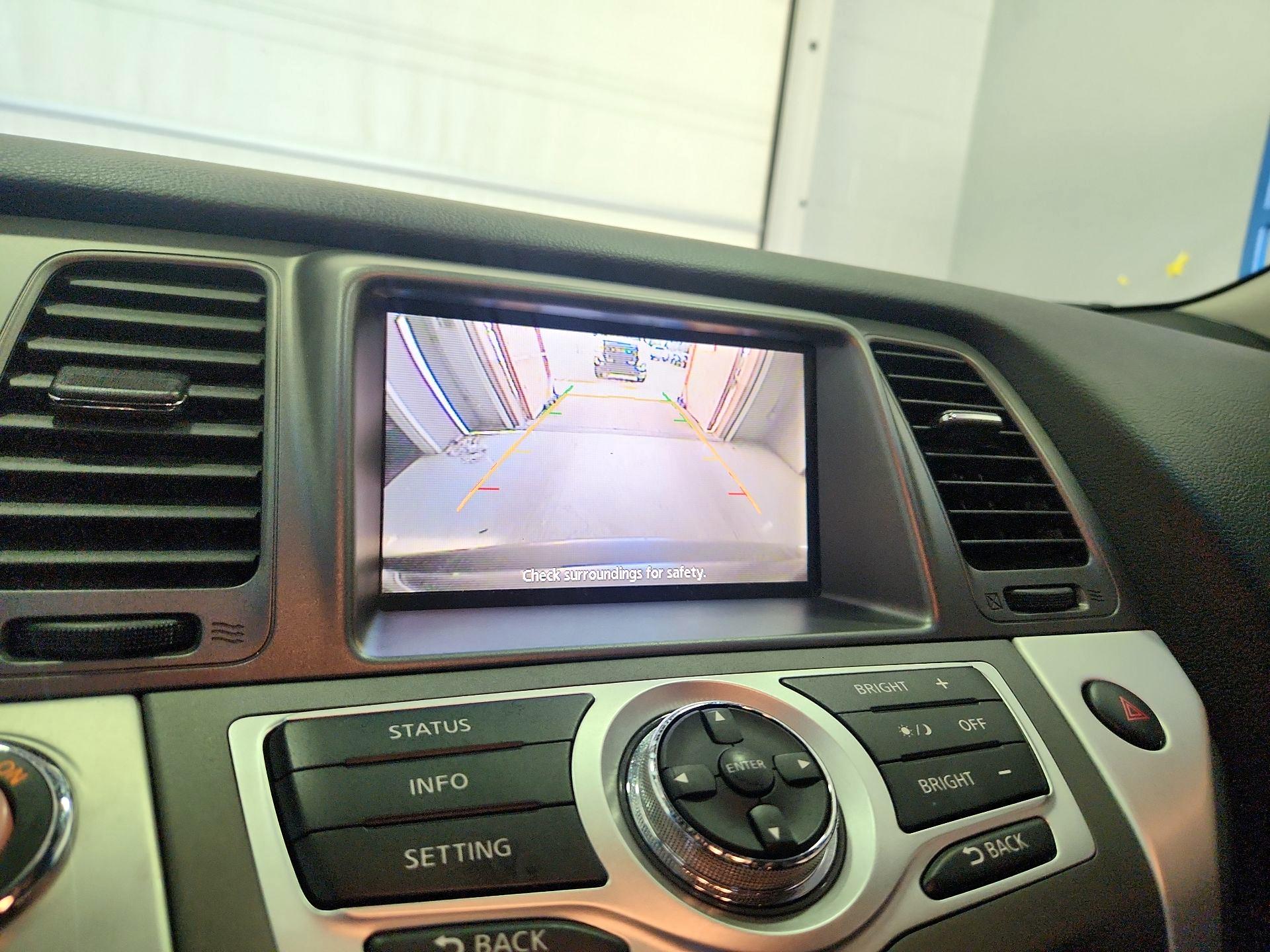 Thumbnail: 2014 Nissan Murano - 14