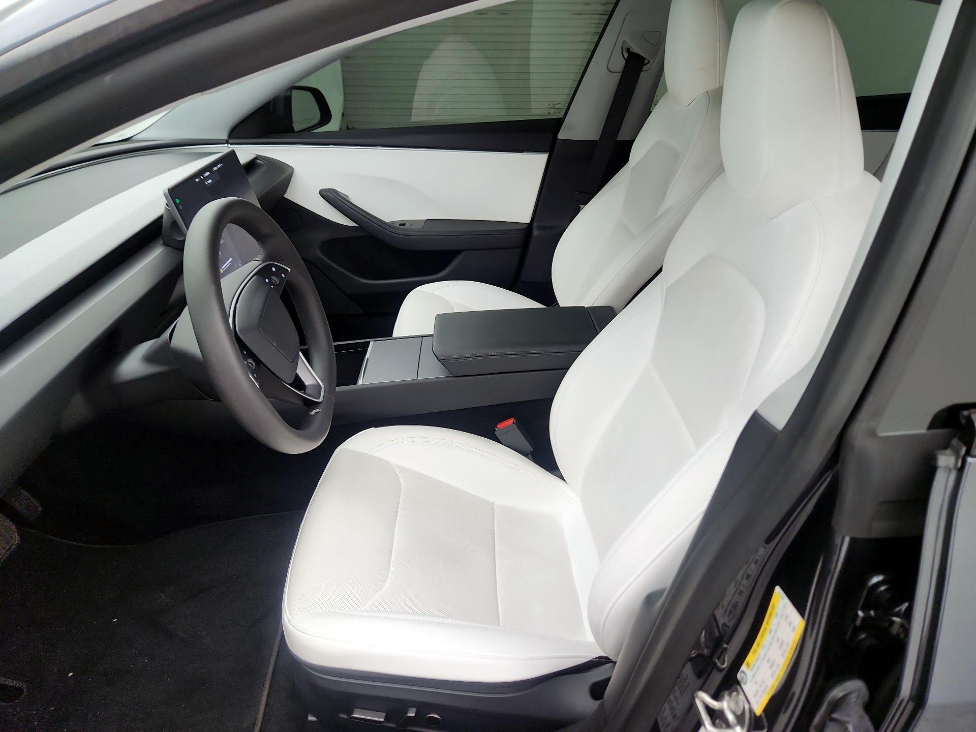 Thumbnail: 2024 Tesla Model 3 - 11