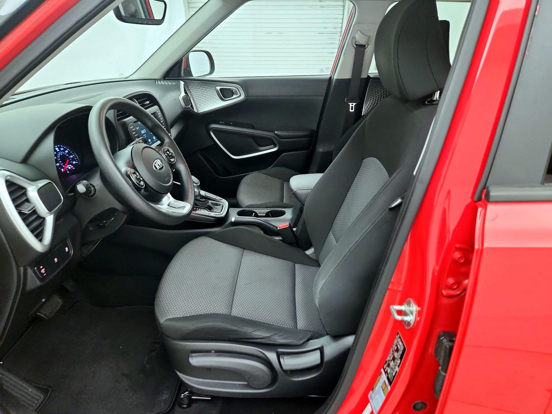 Thumbnail: 2020 Kia Soul - 11