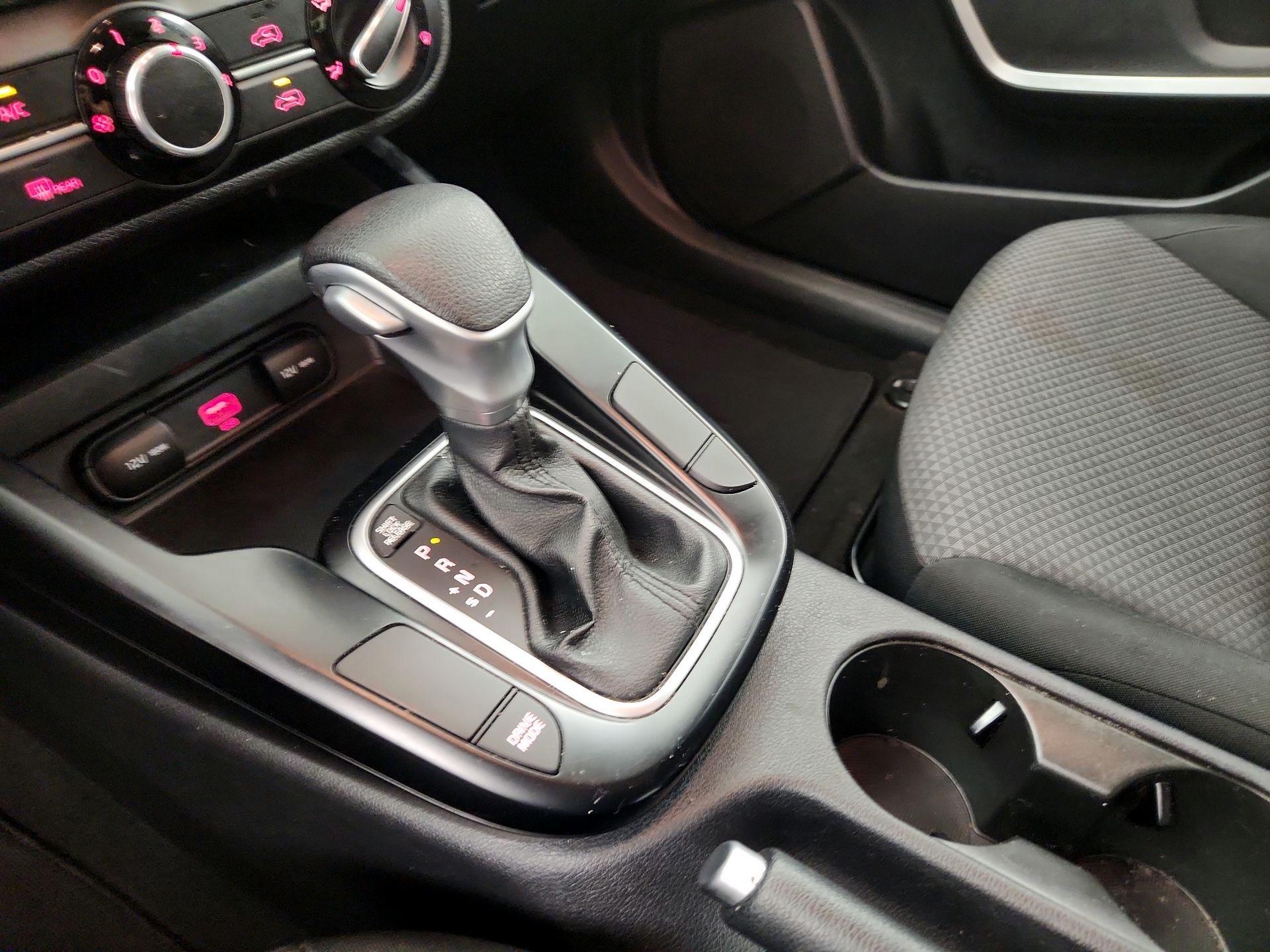 Thumbnail: 2020 Kia Soul - 17