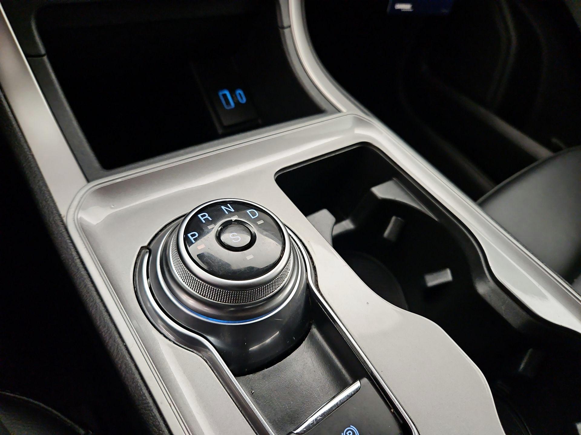 Thumbnail: 2024 Ford Edge - 17