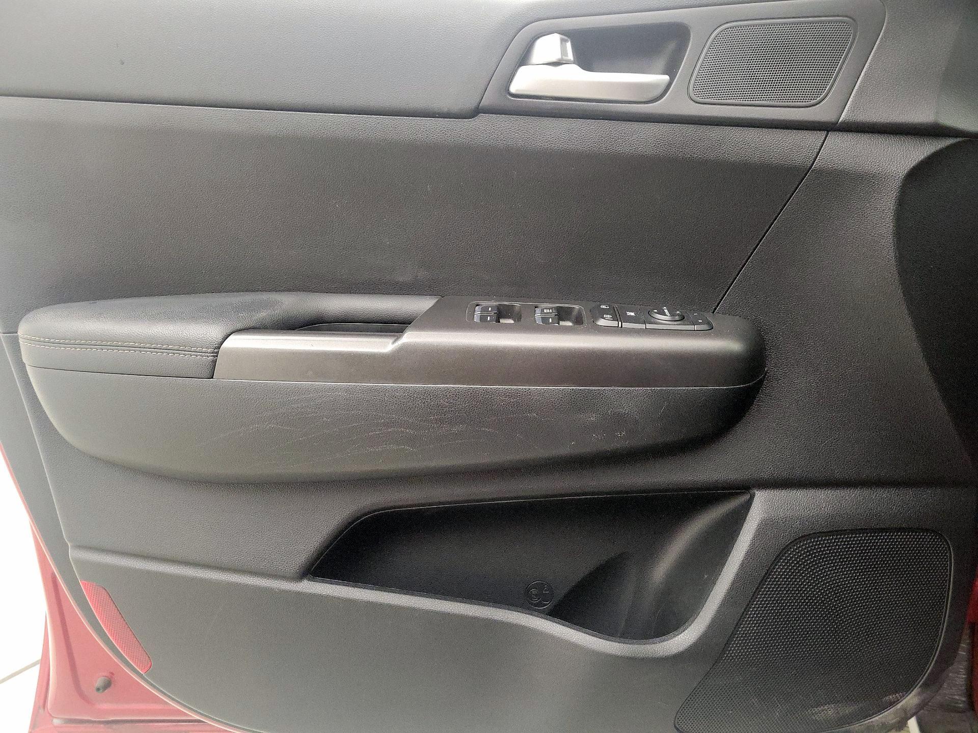 Thumbnail: 2019 Kia Sportage - 12