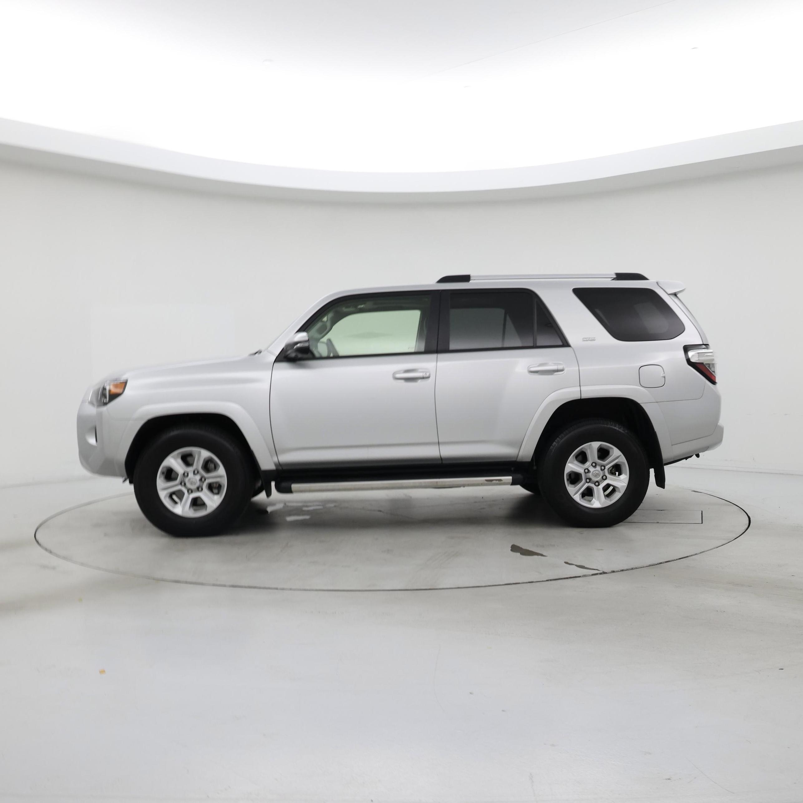 Thumbnail: 2023 Toyota 4Runner - 3