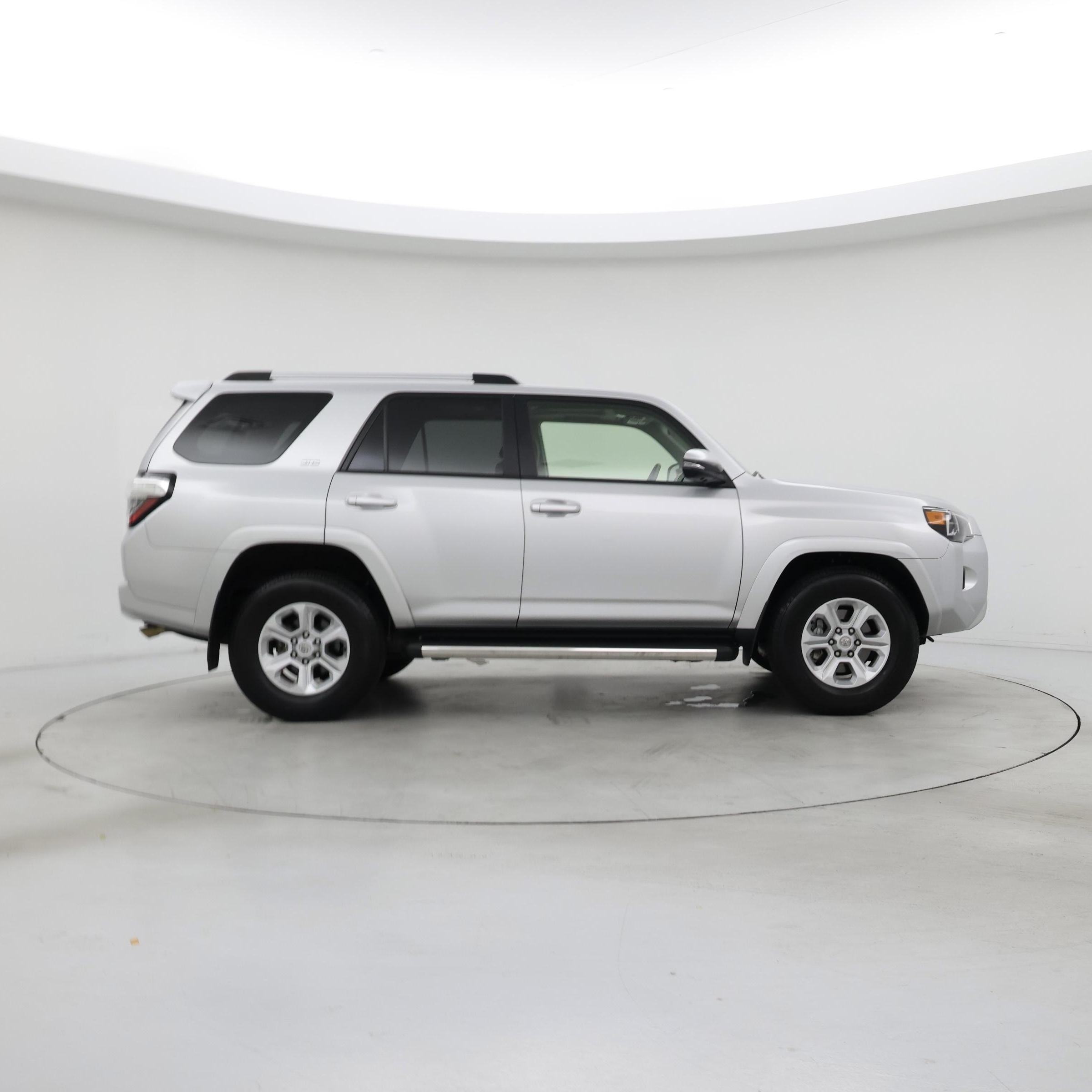 Thumbnail: 2023 Toyota 4Runner - 7