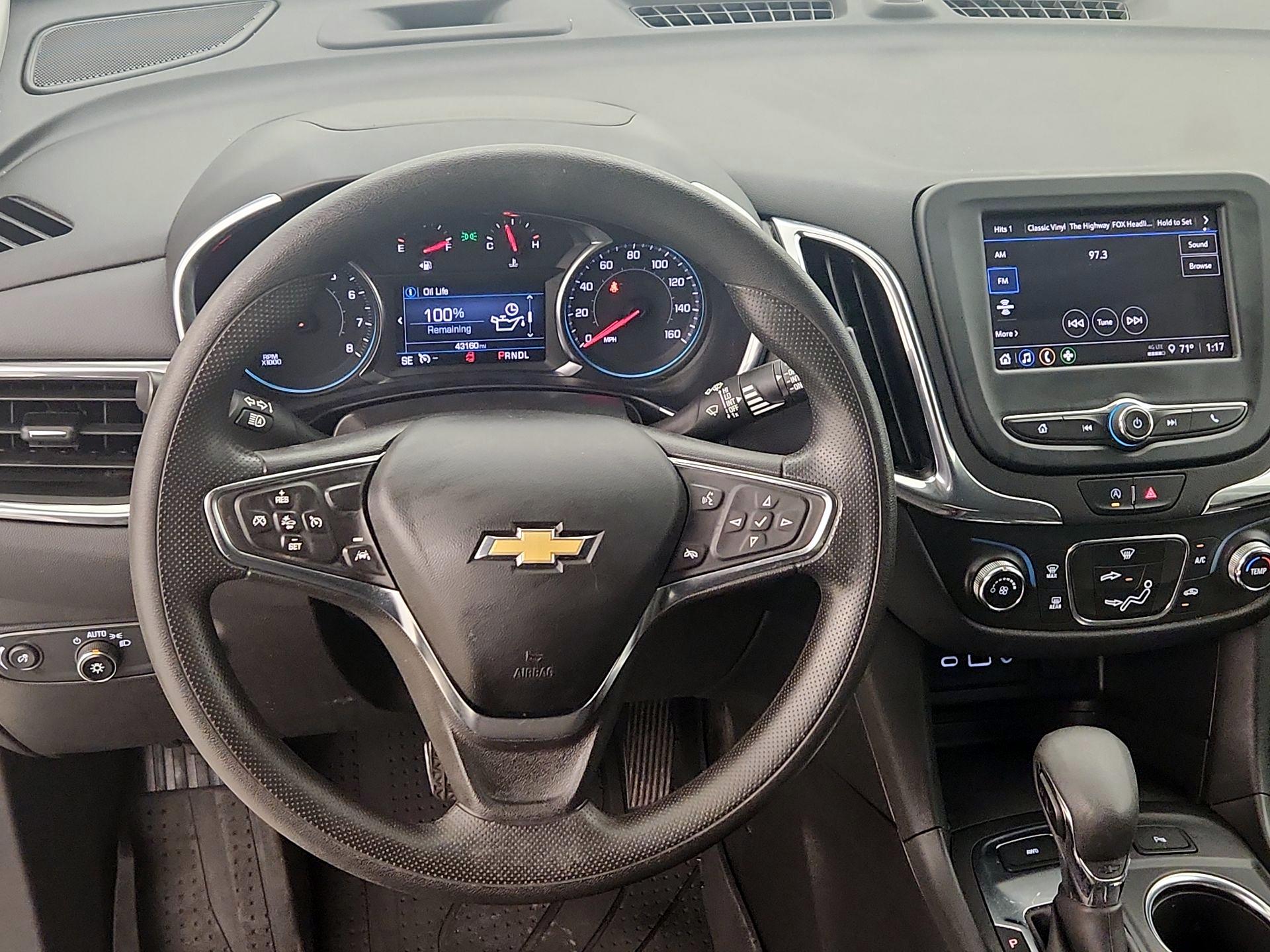 Thumbnail: 2023 Chevrolet Equinox - 10