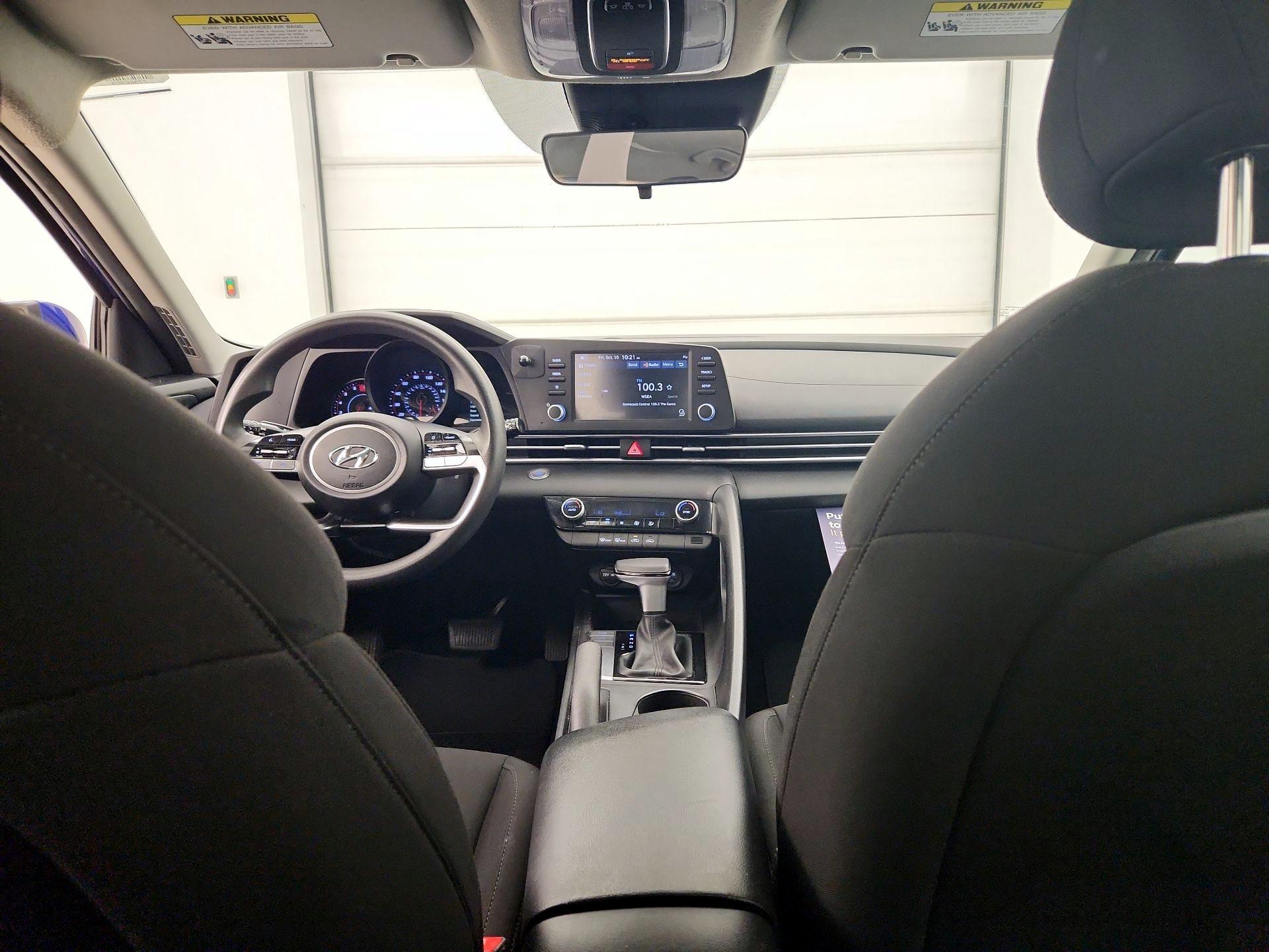 Thumbnail: 2023 Hyundai Elantra - 9