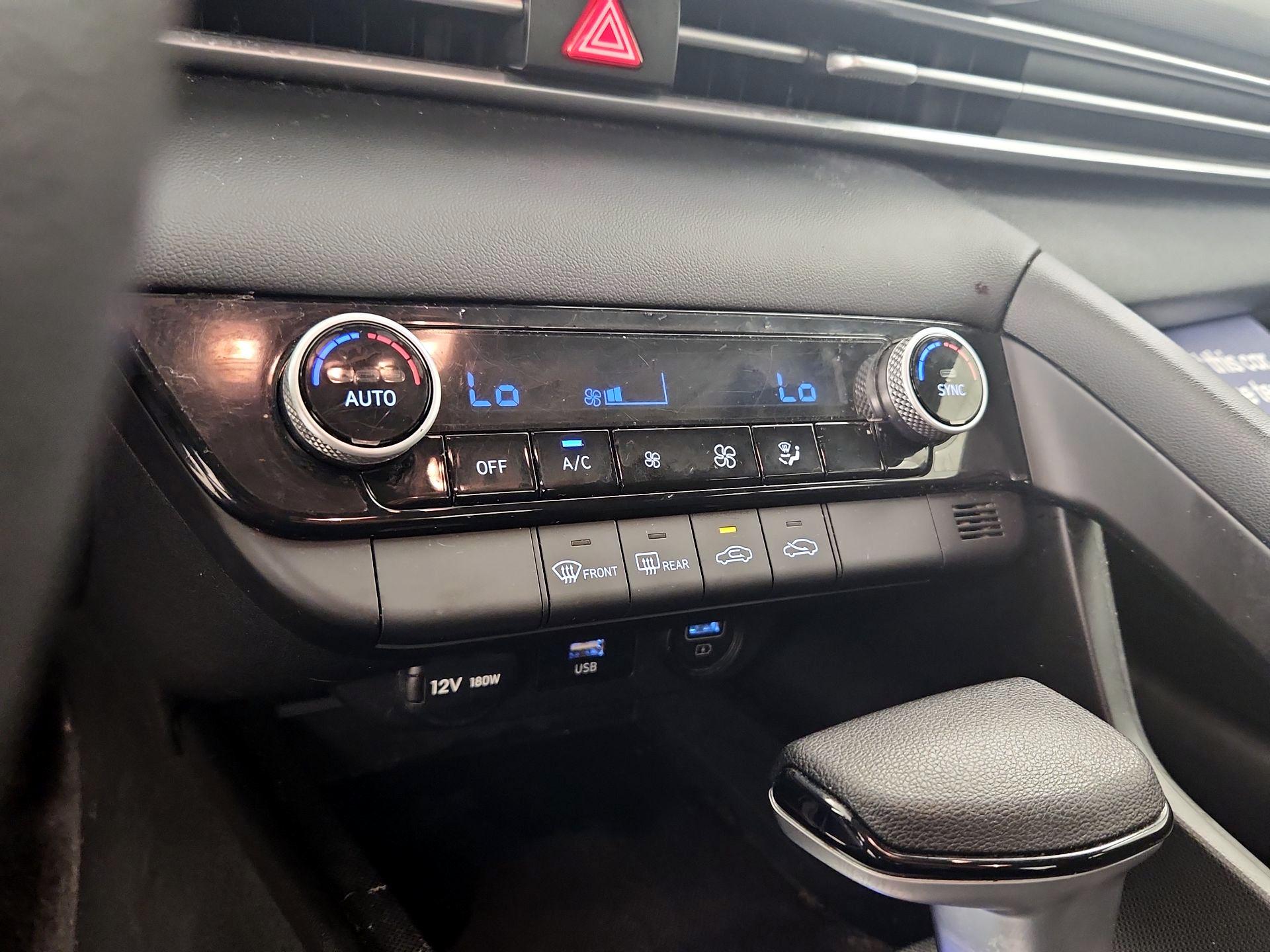 Thumbnail: 2023 Hyundai Elantra - 16