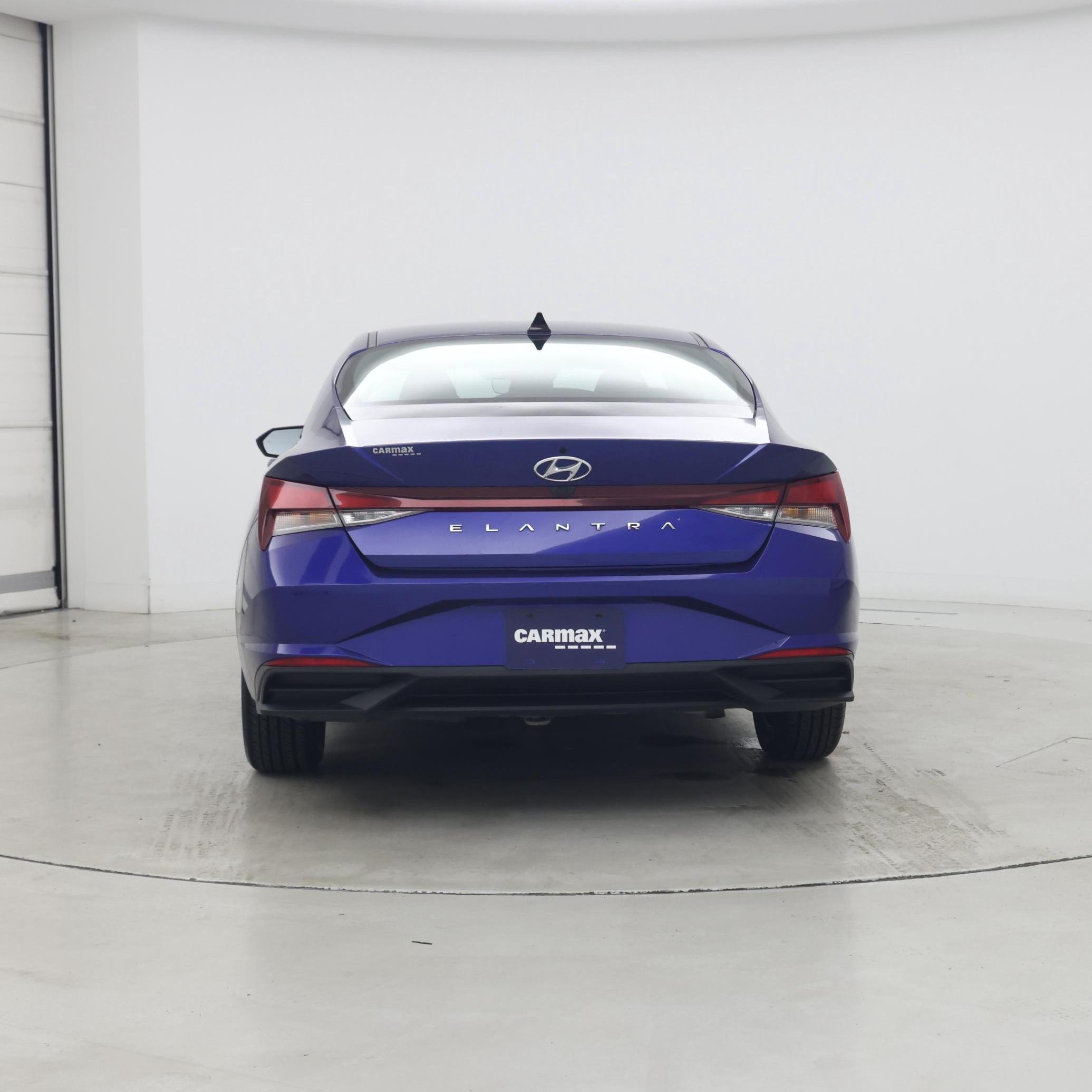 Thumbnail: 2023 Hyundai Elantra - 6