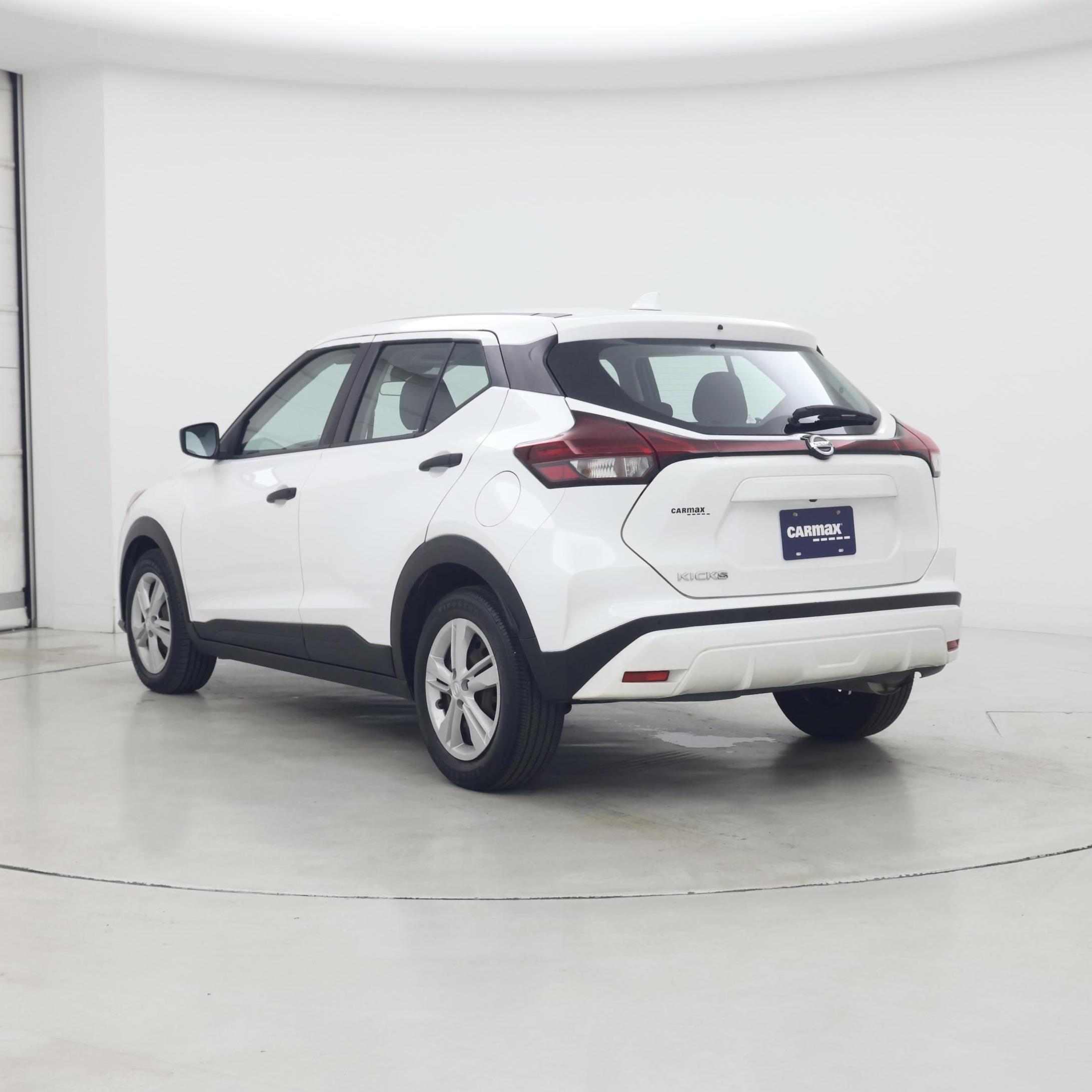 Thumbnail: 2021 Nissan Kicks - 2