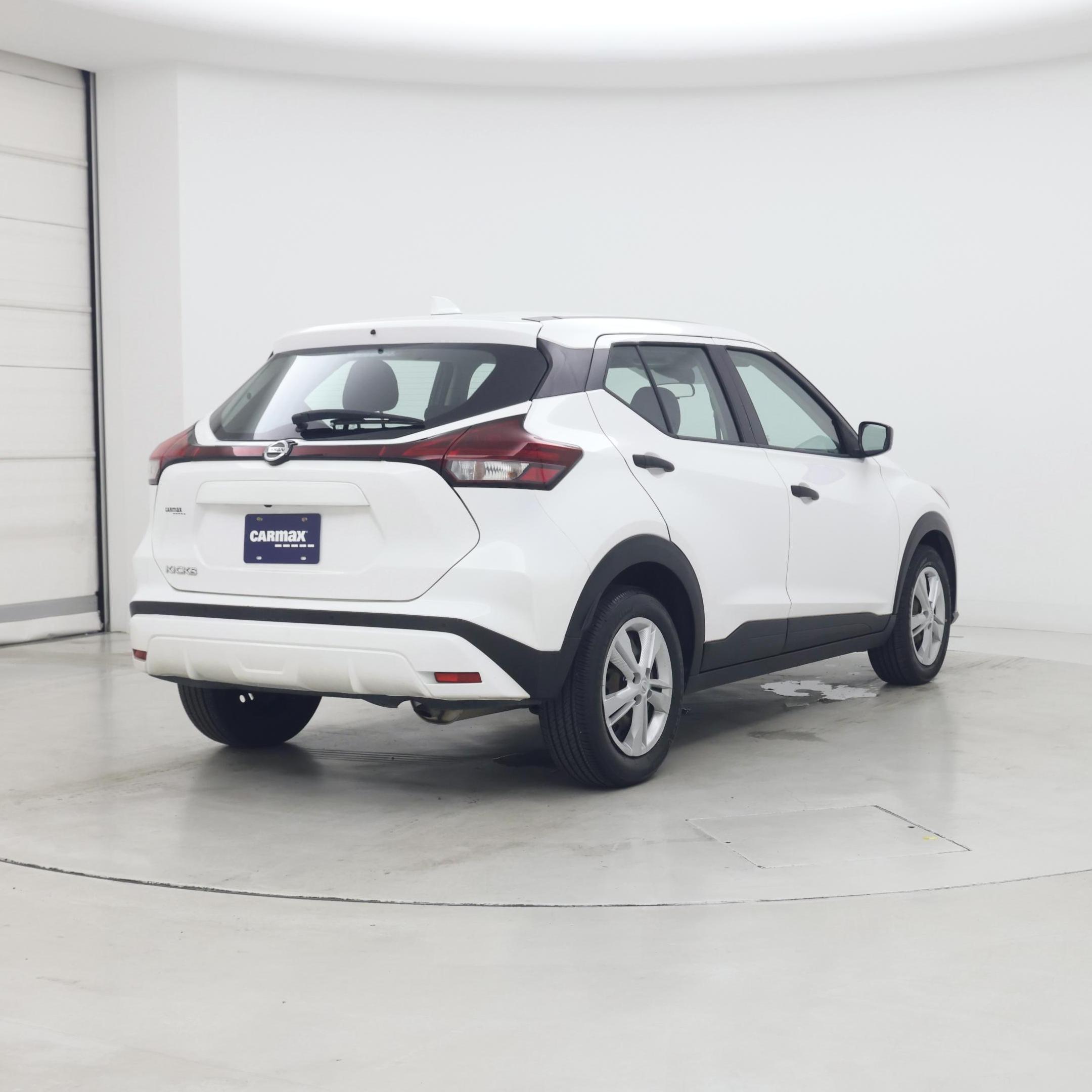 Thumbnail: 2021 Nissan Kicks - 8